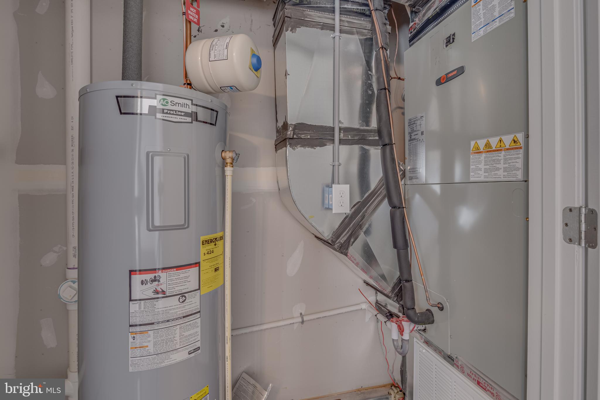 BRIDLE CREEK - Residential