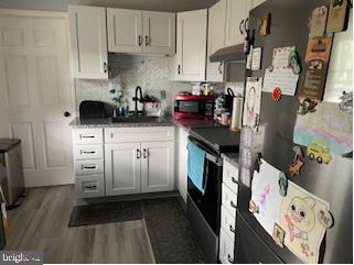 ACADEMY COURT - Residential