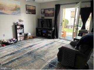 ACADEMY COURT - Residential