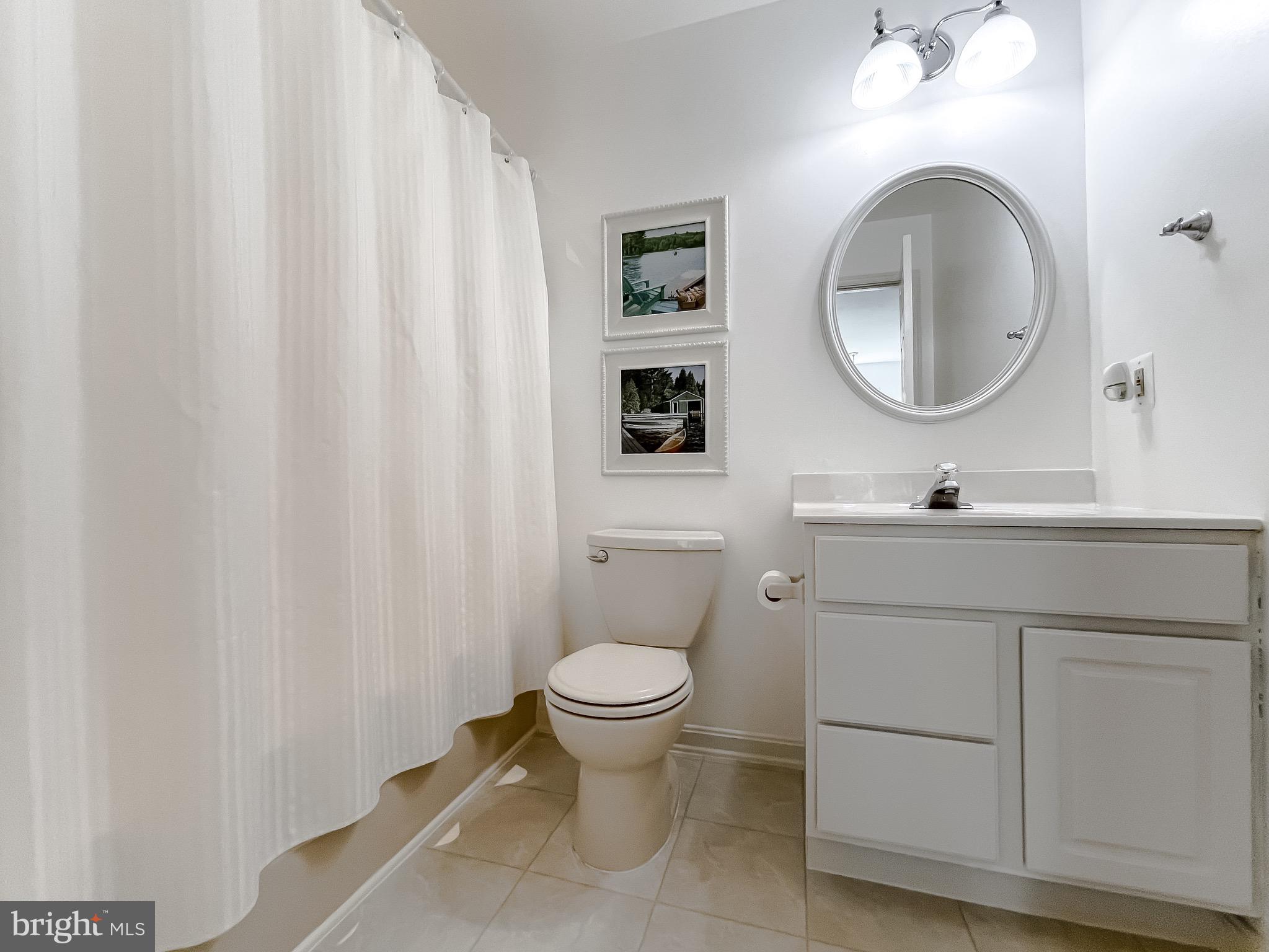 KINGSTON - Residential