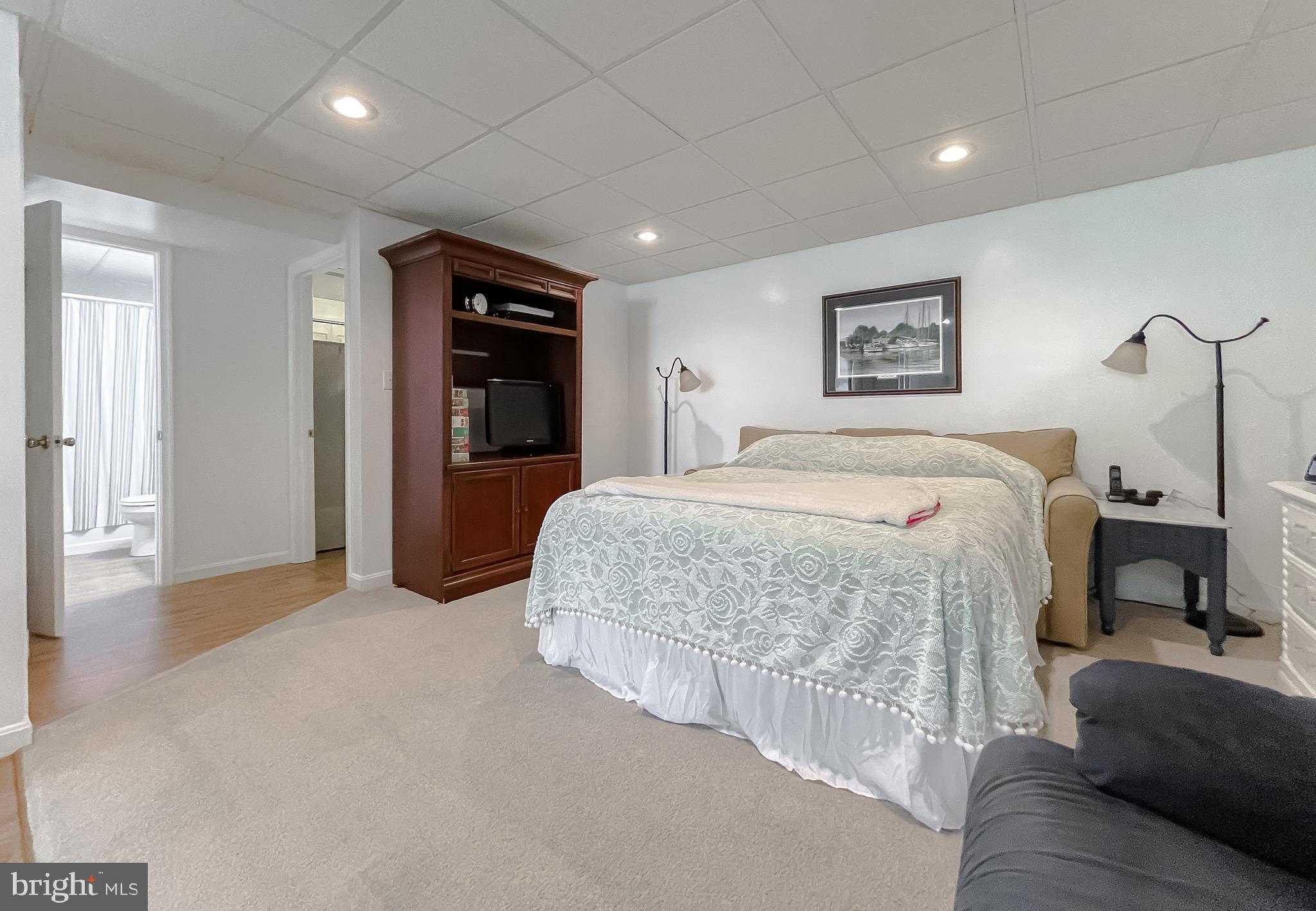 KINGSTON - Residential