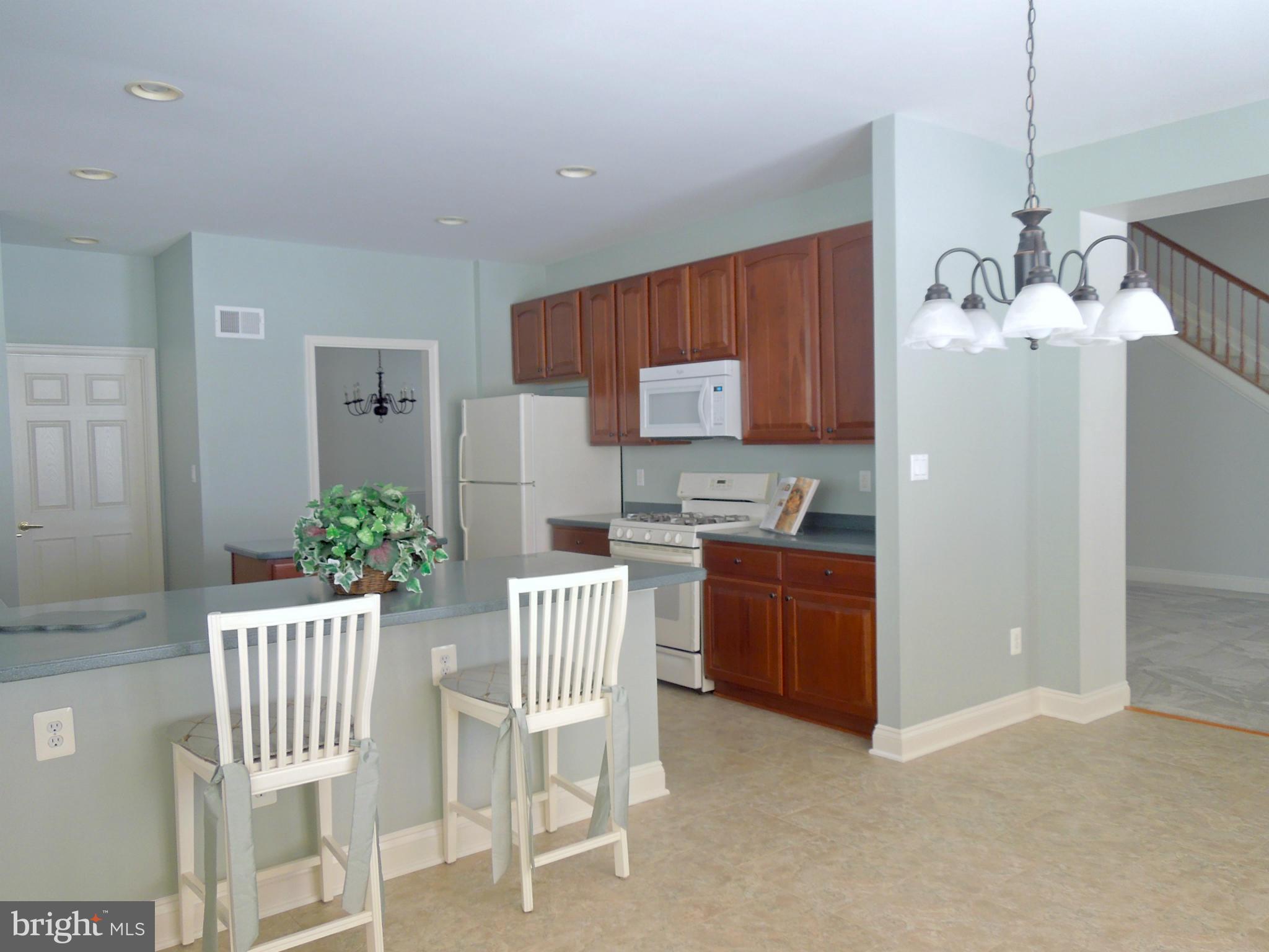 HERITAGE HUNT - Residential Lease