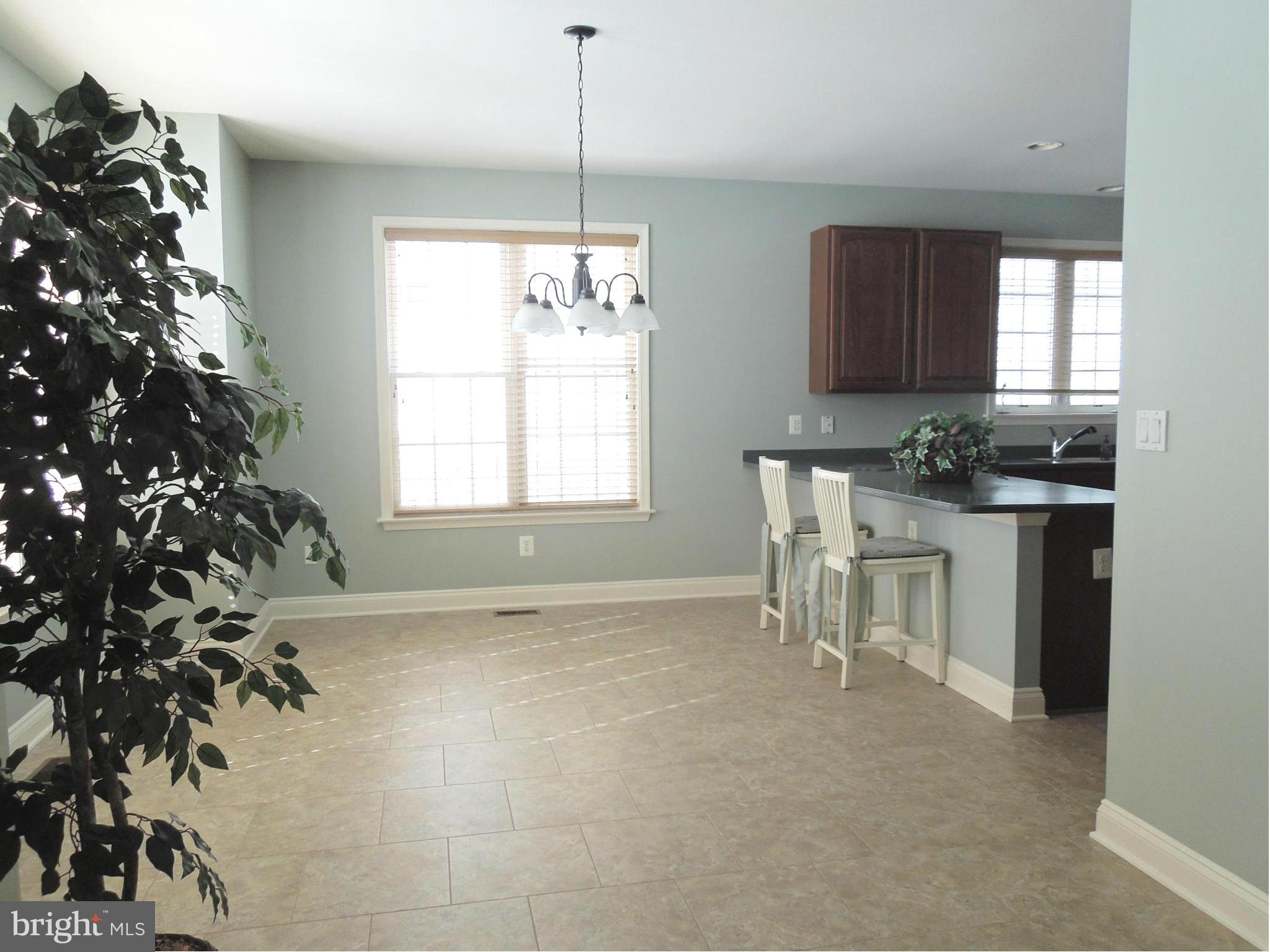 HERITAGE HUNT - Residential Lease