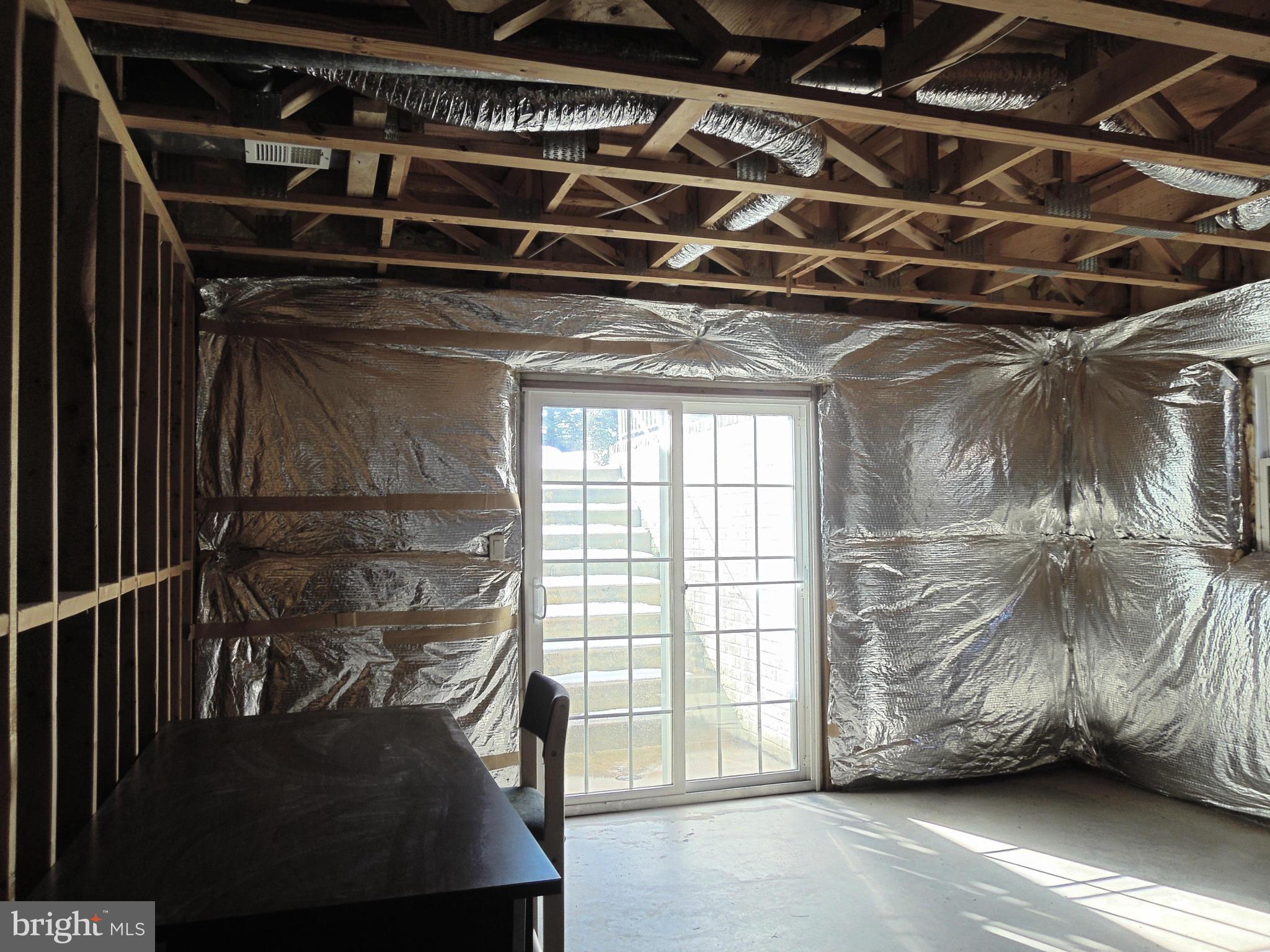 HERITAGE HUNT - Residential Lease