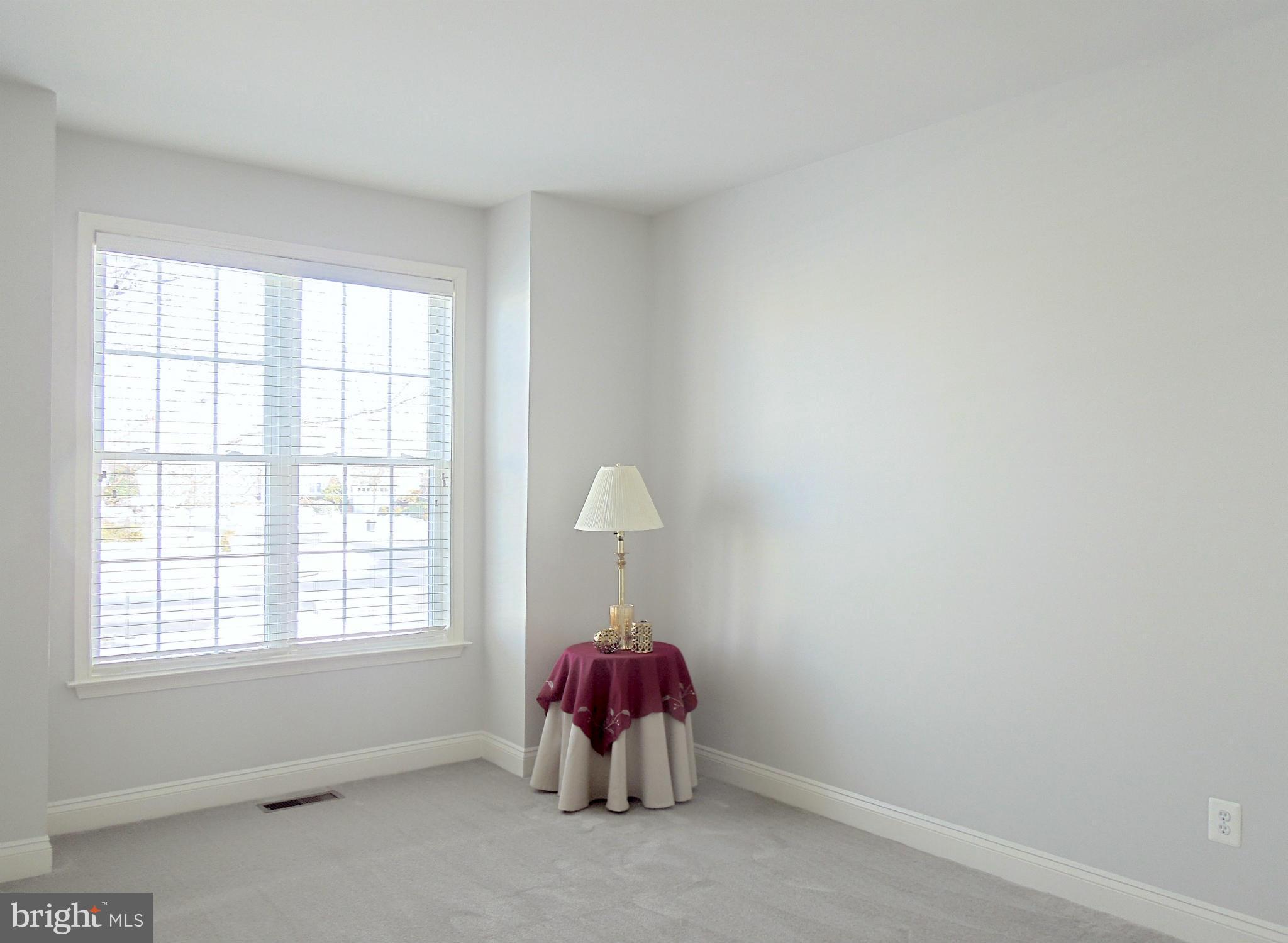 HERITAGE HUNT - Residential Lease