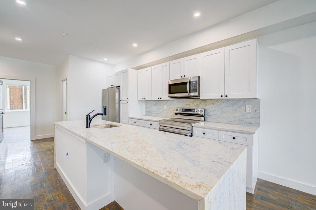 1703 POINT BREEZE AVENUE