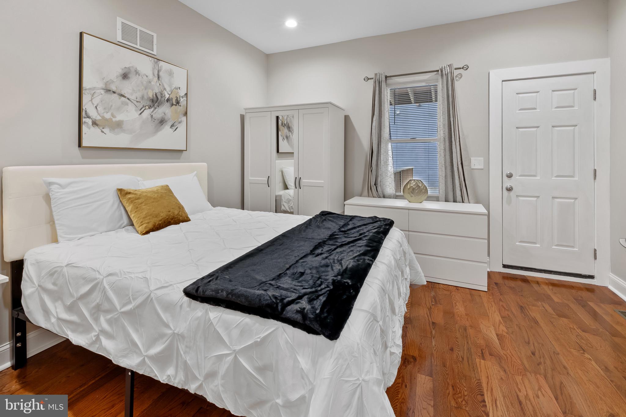 JOHNS HOPKINS - Residential