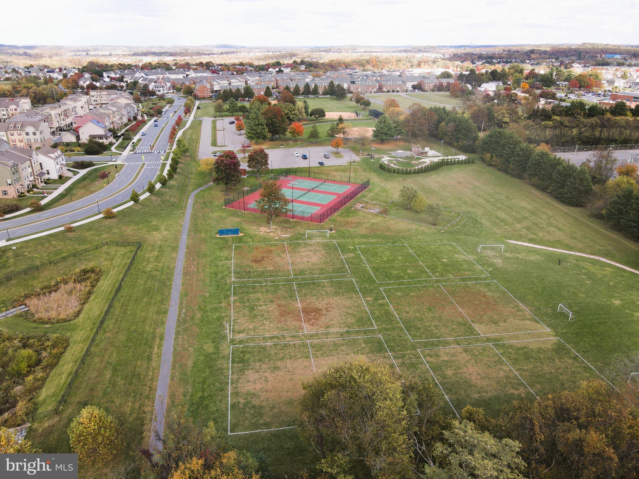 STONE BARN VILLAGE - Residential