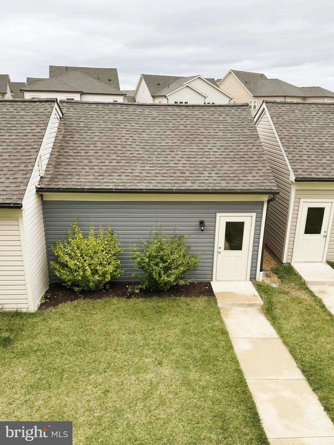 STONE BARN VILLAGE - Residential