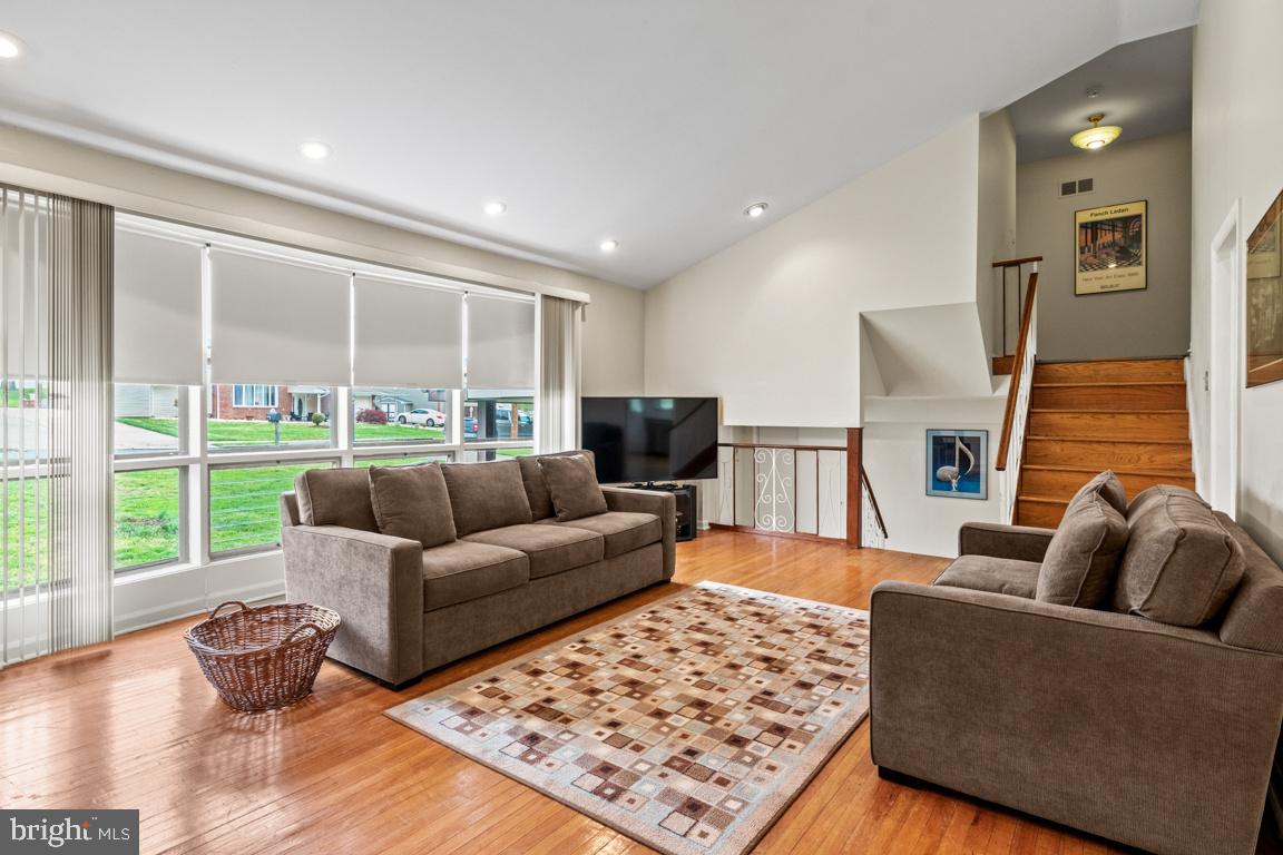 PINE VALLEY - Residential