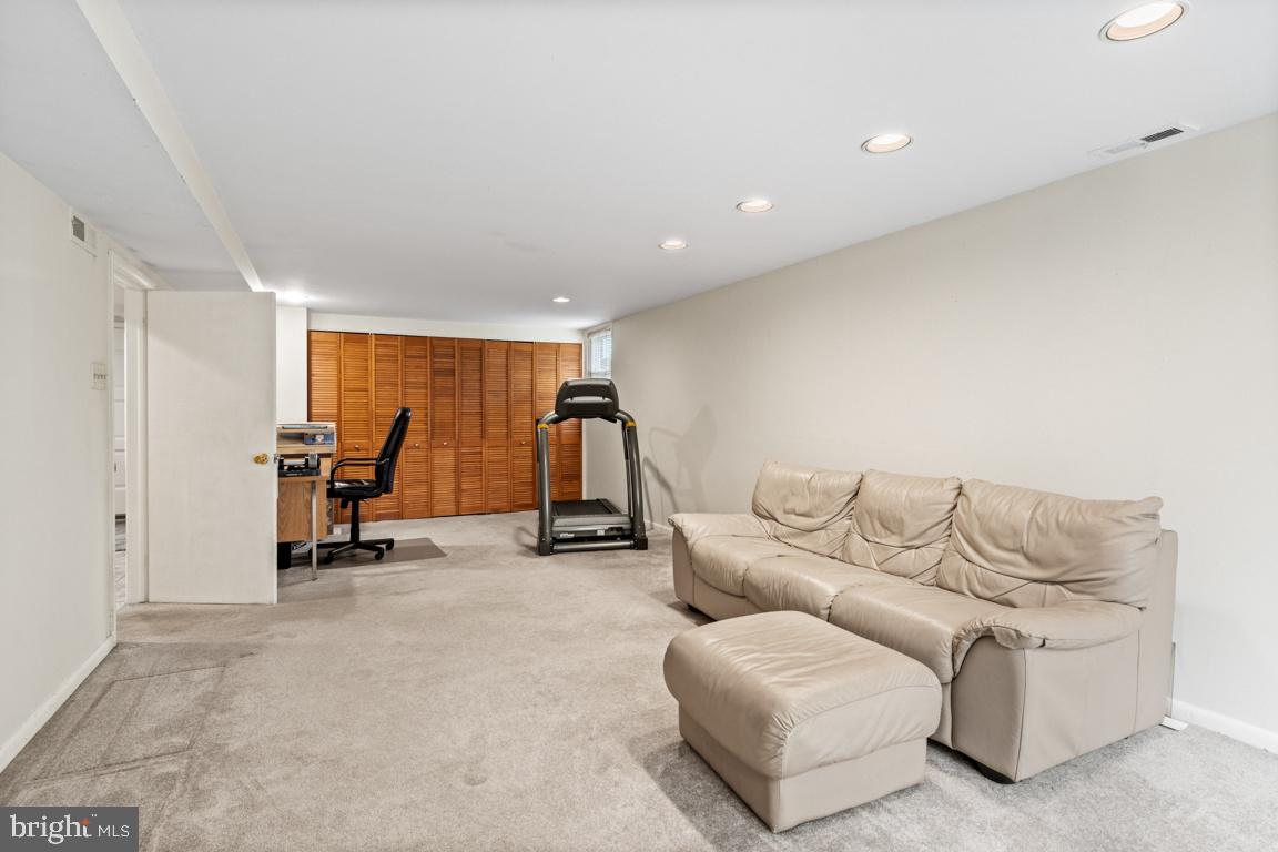 PINE VALLEY - Residential