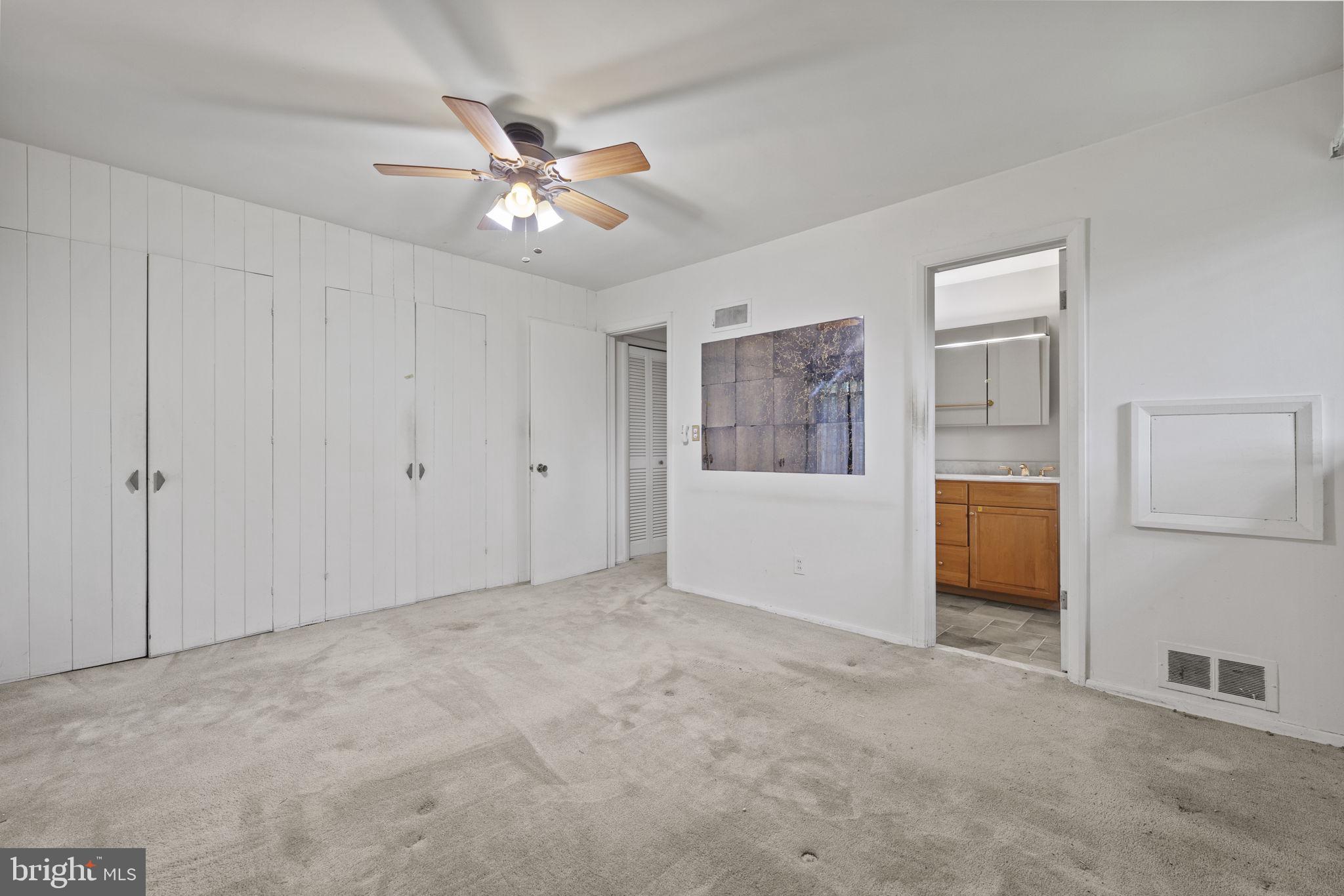 TULIP HILL - Residential