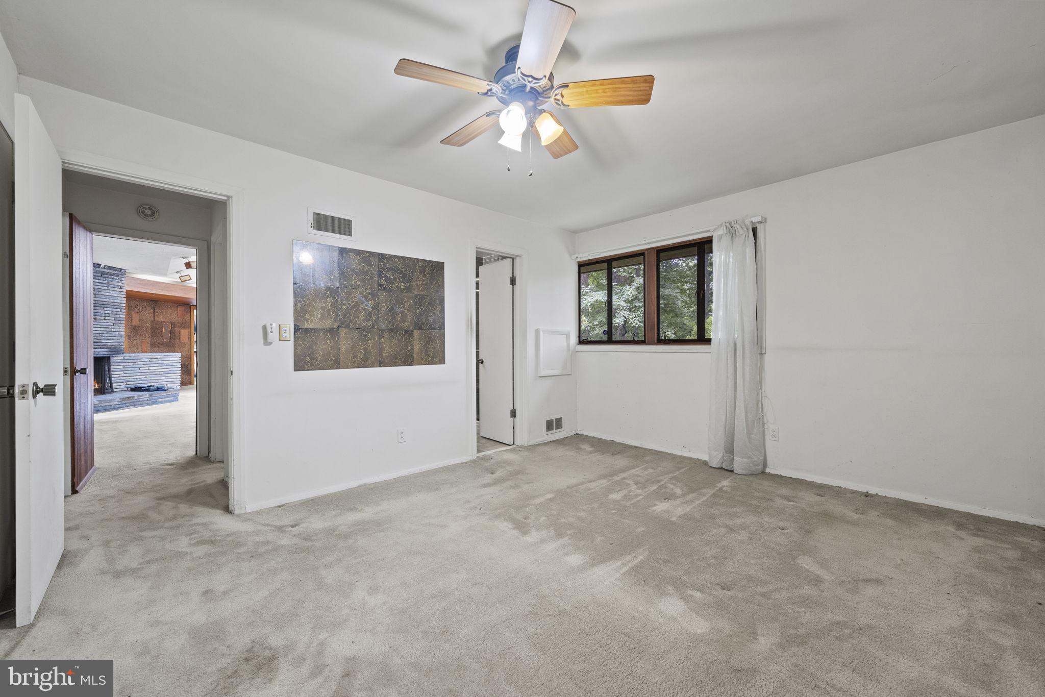 TULIP HILL - Residential