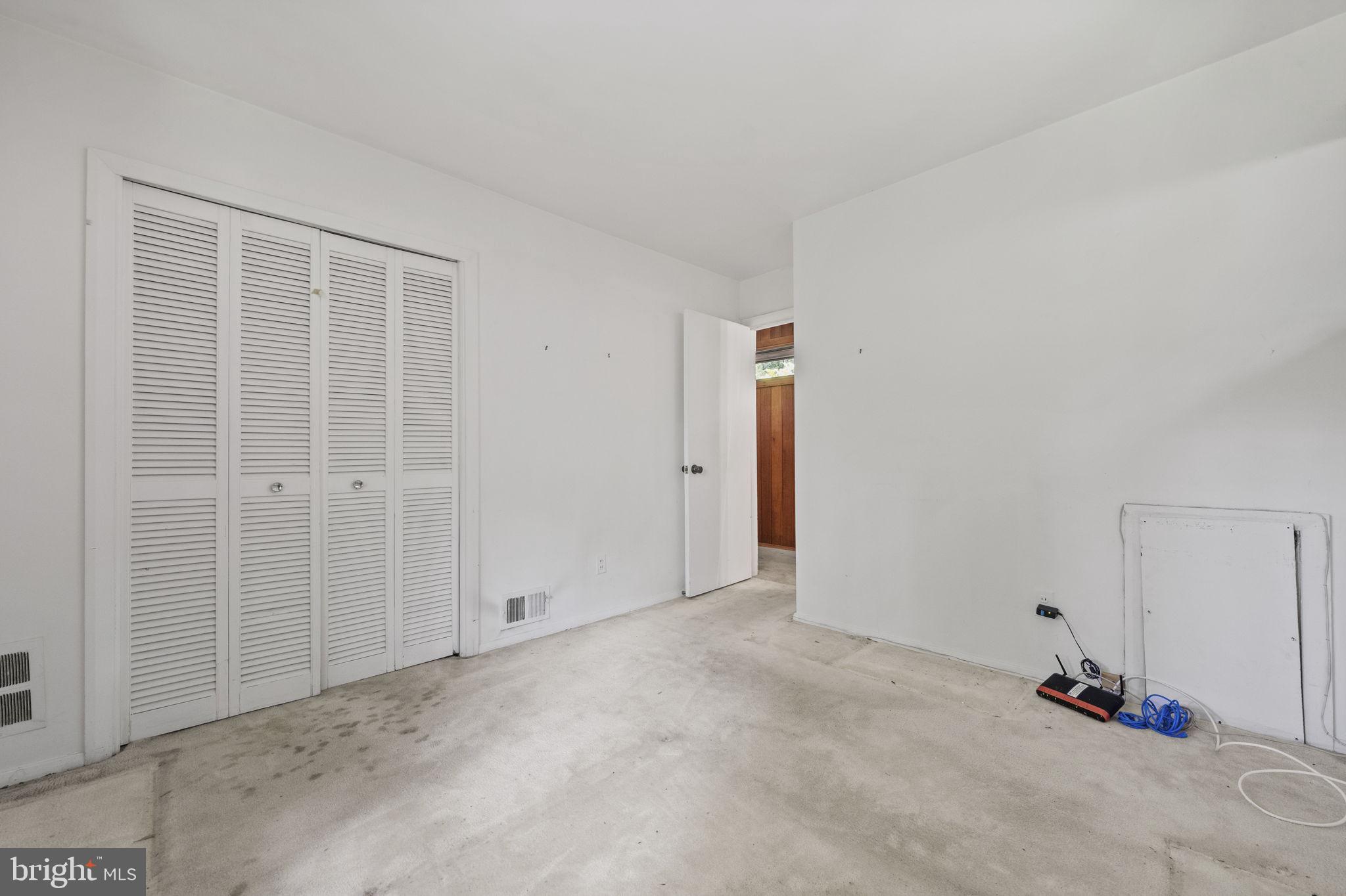 TULIP HILL - Residential