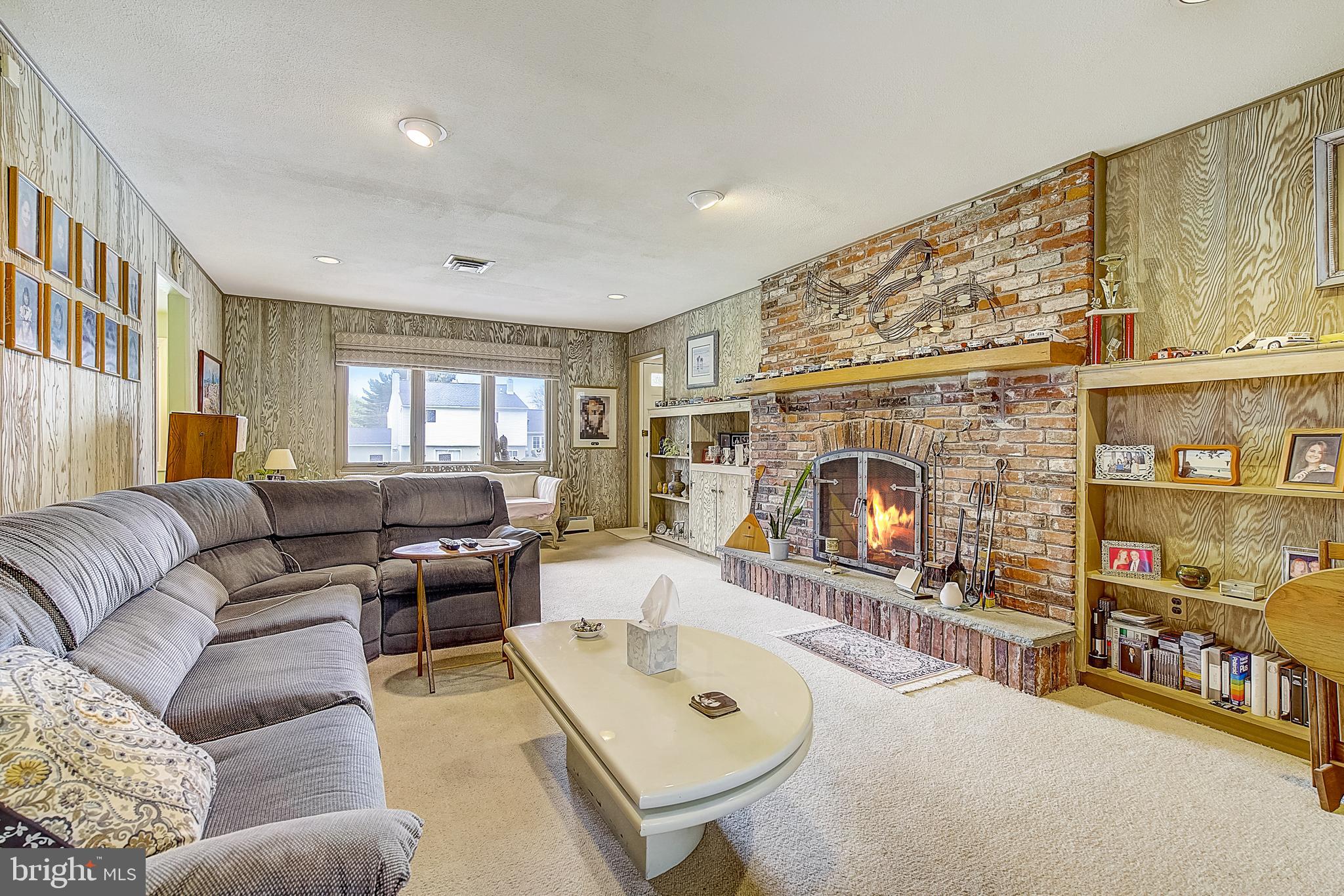 PINE MEADOWS - Residential
