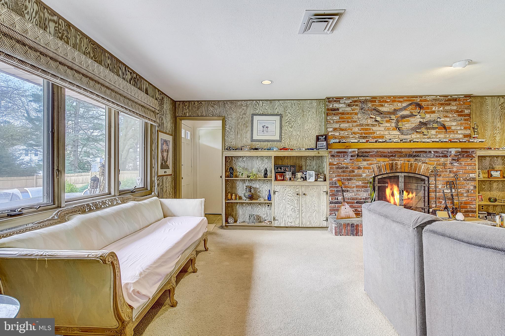 PINE MEADOWS - Residential