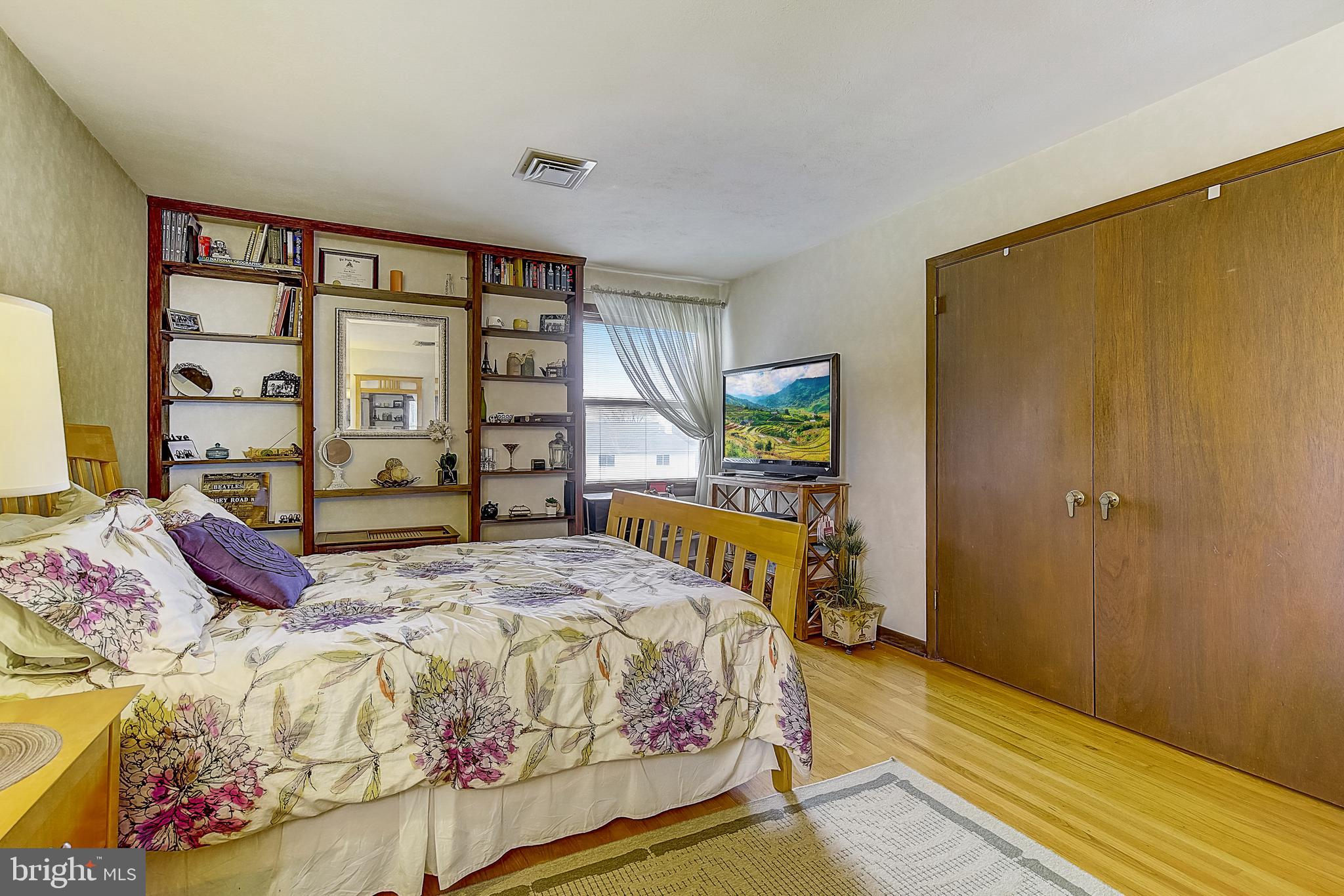 PINE MEADOWS - Residential