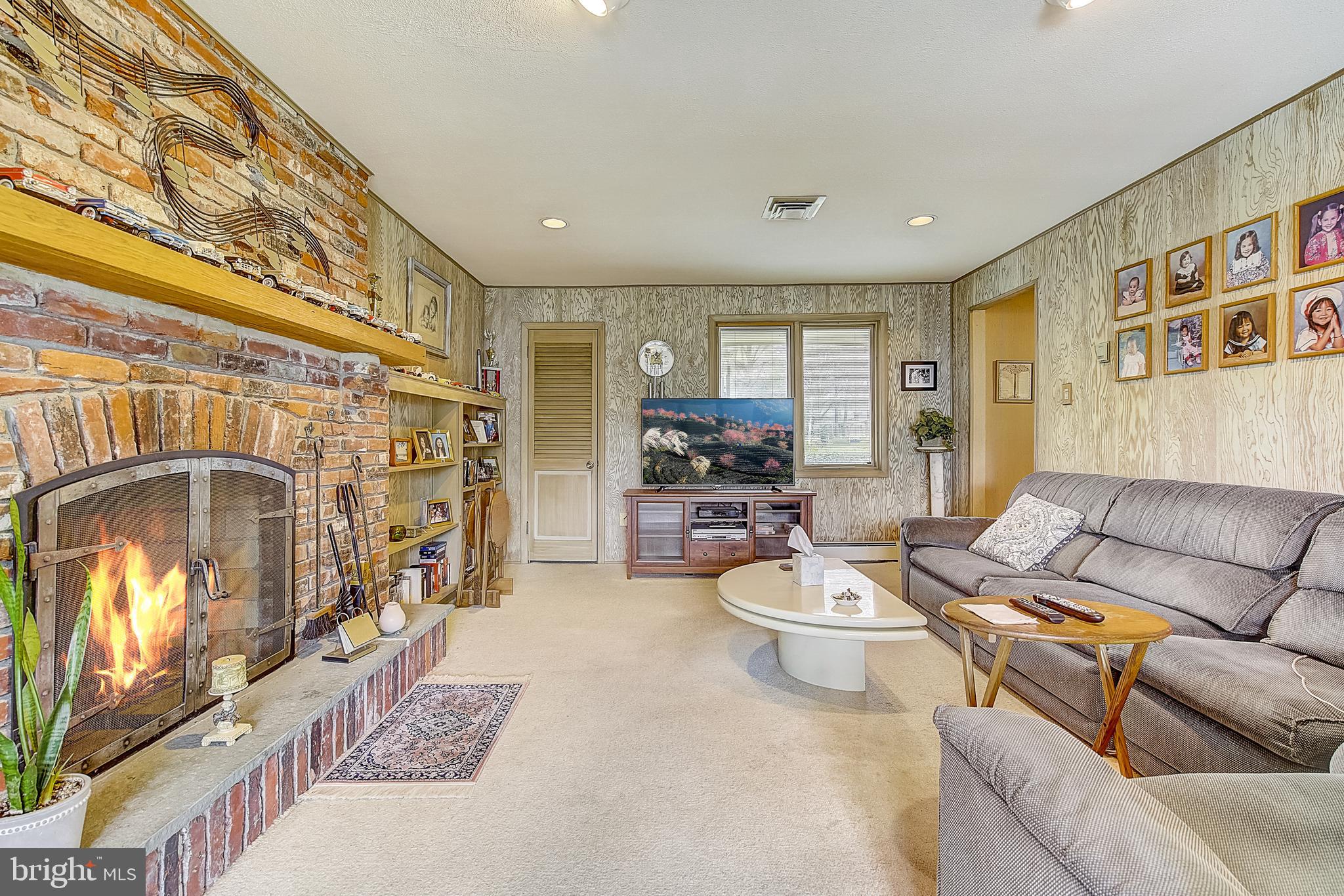 PINE MEADOWS - Residential