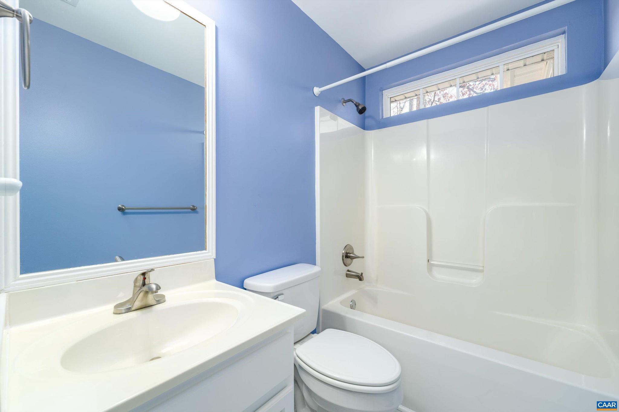 LAKE MONTICELLO - Residential