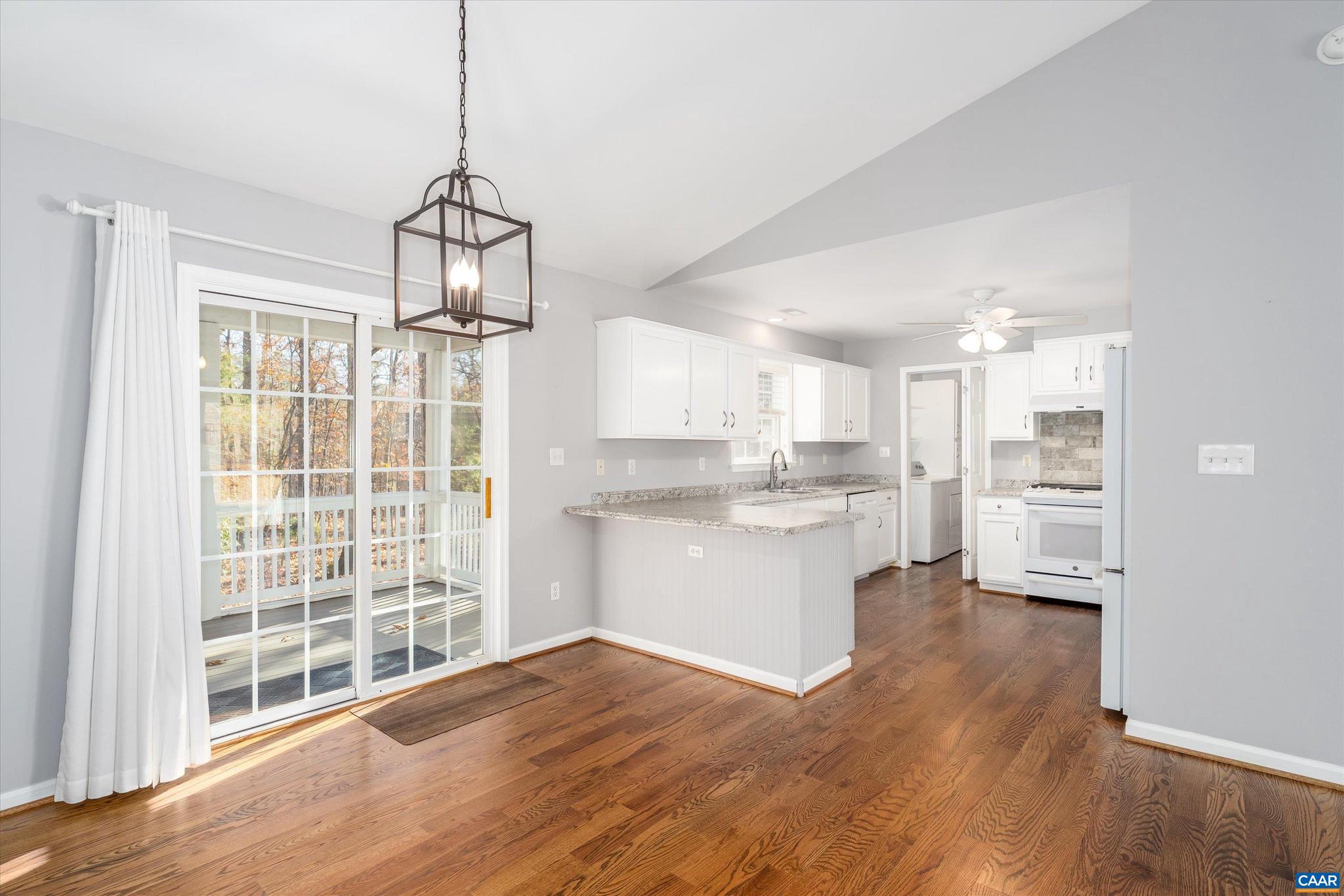 LAKE MONTICELLO - Residential