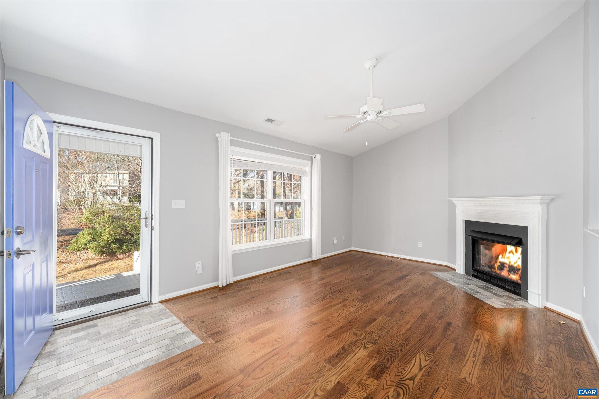 LAKE MONTICELLO - Residential