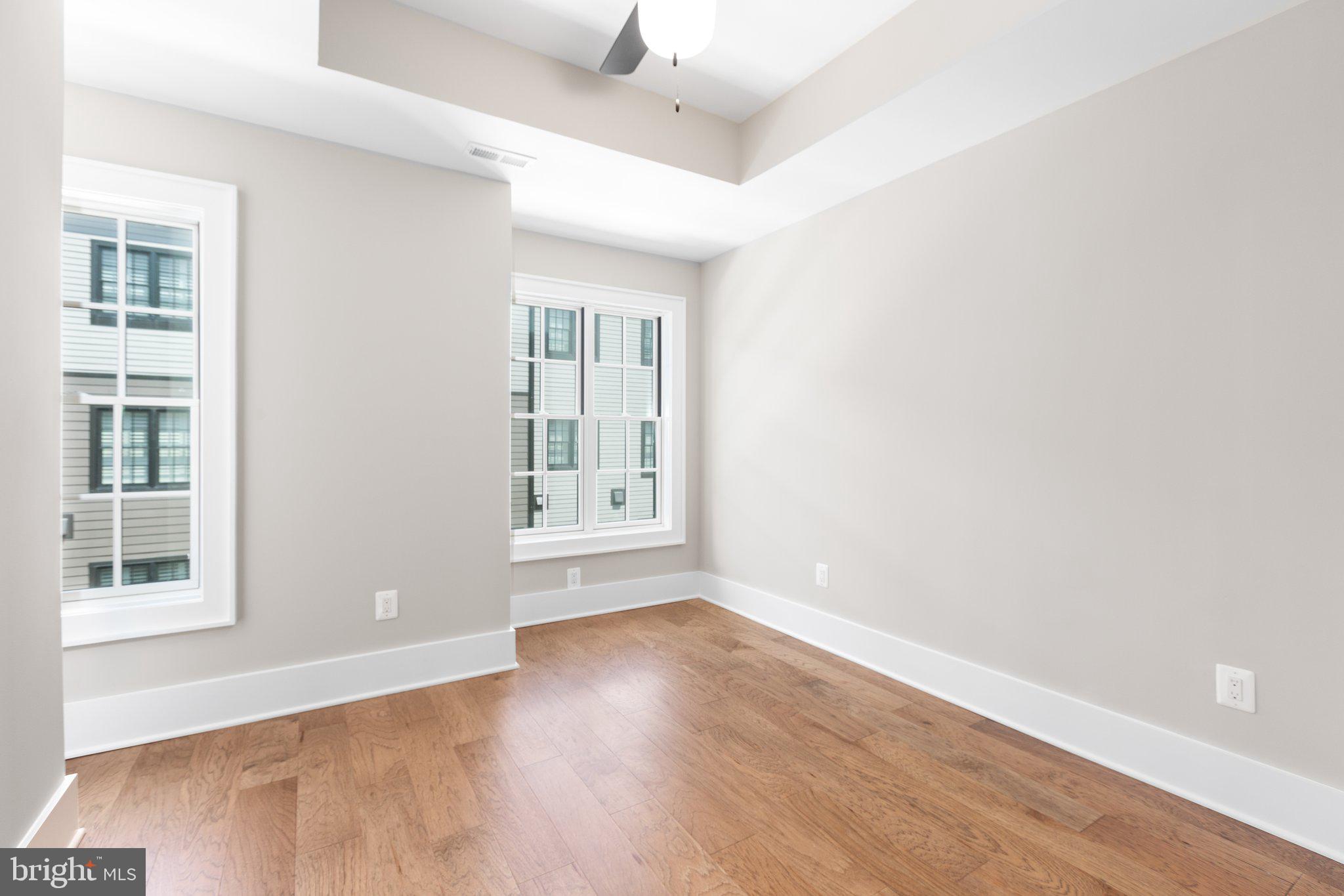 RIVERPLACE - Residential