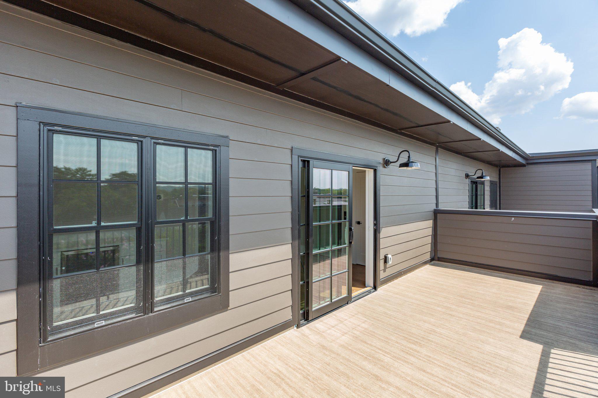 RIVERPLACE - Residential