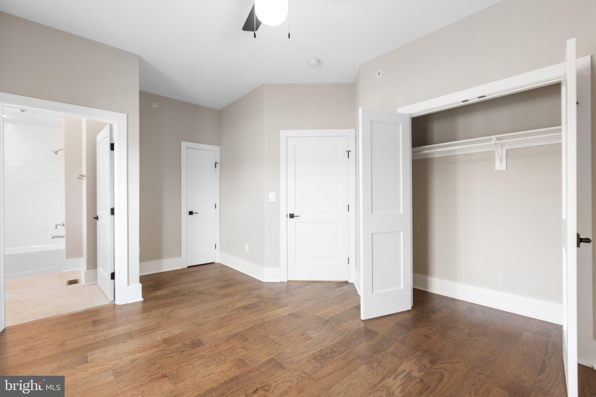 RIVERPLACE - Residential