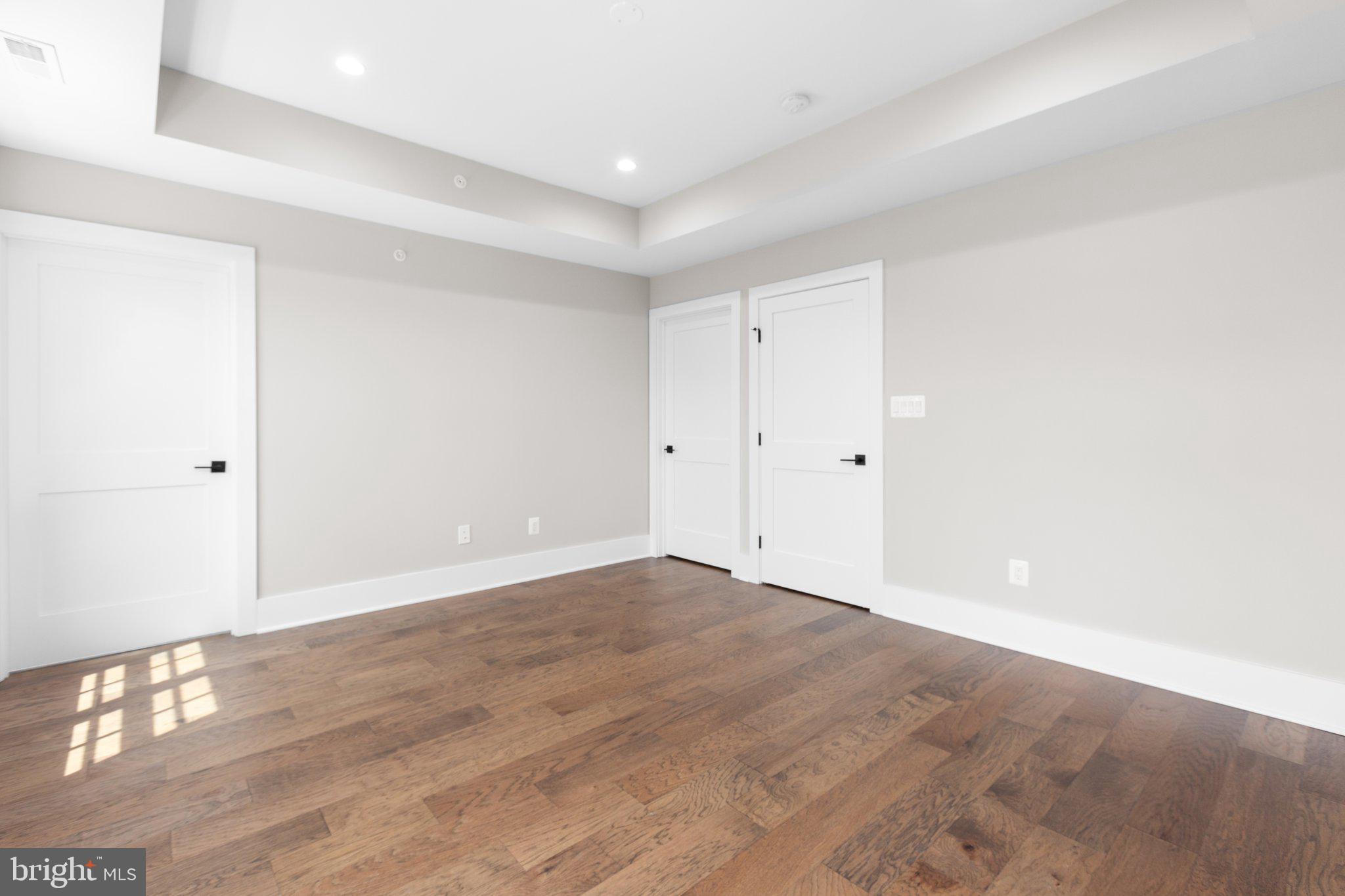 RIVERPLACE - Residential