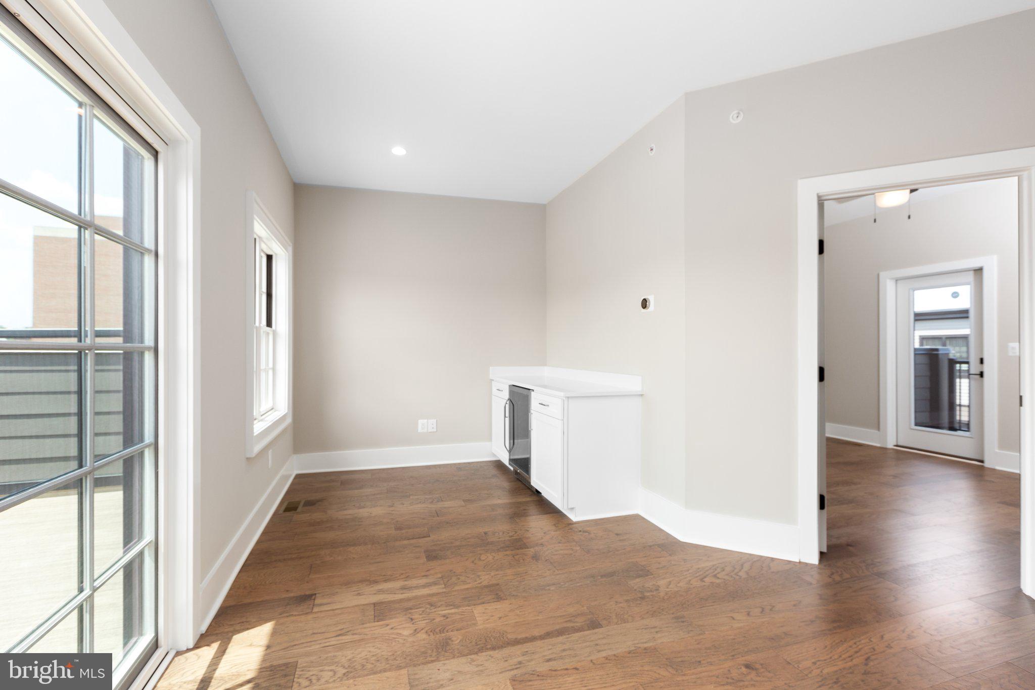 RIVERPLACE - Residential