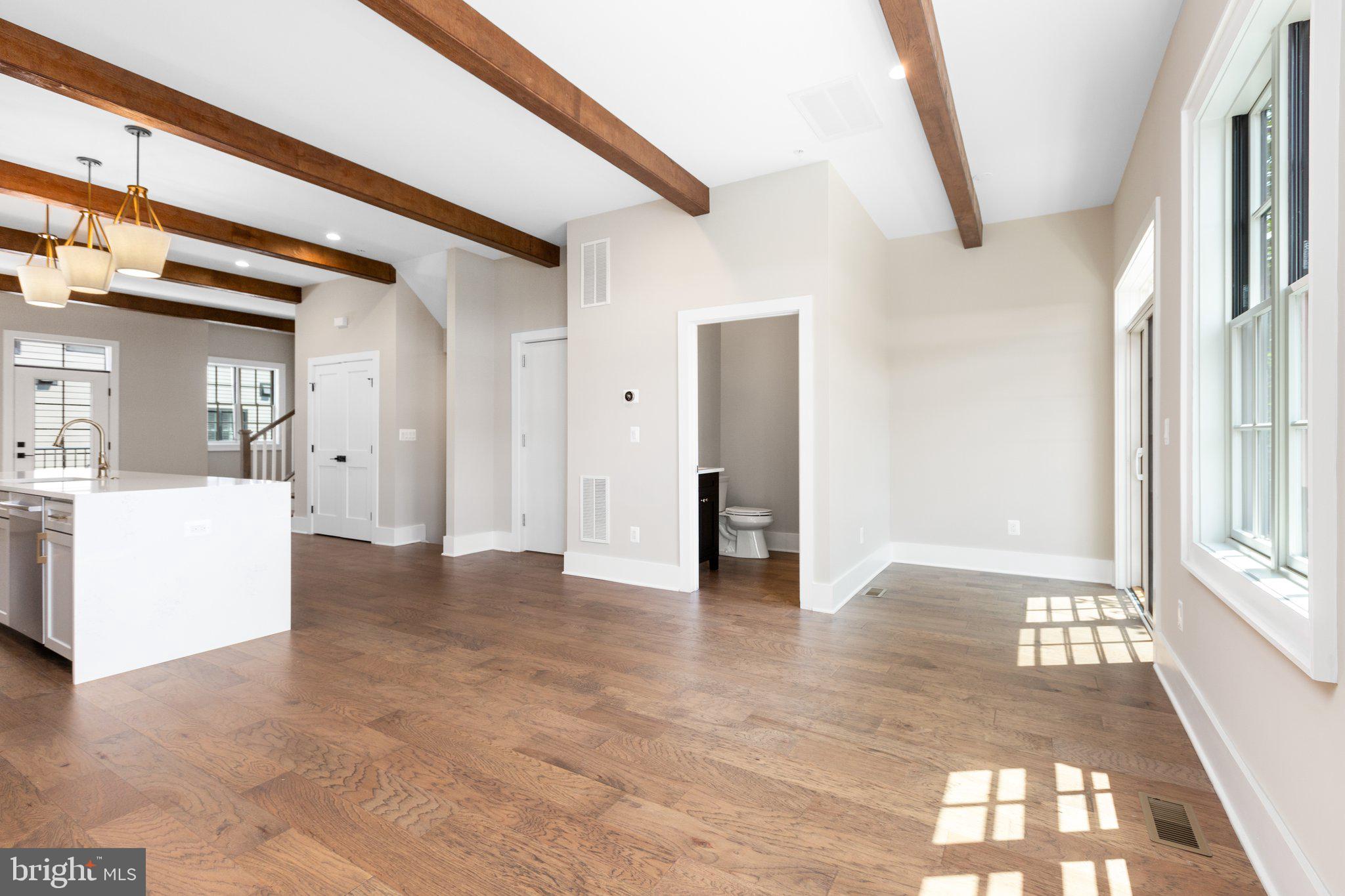 RIVERPLACE - Residential