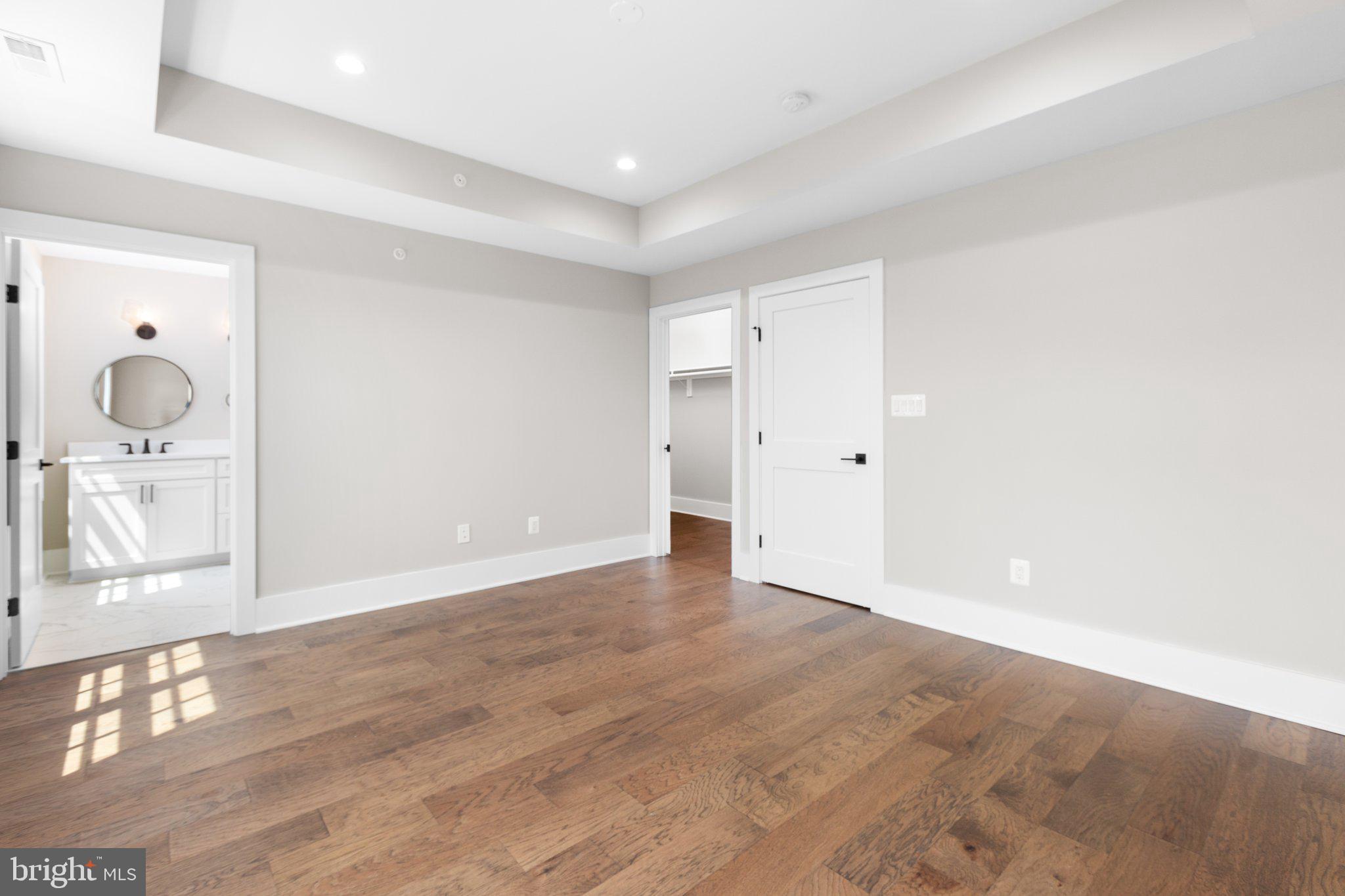 RIVERPLACE - Residential