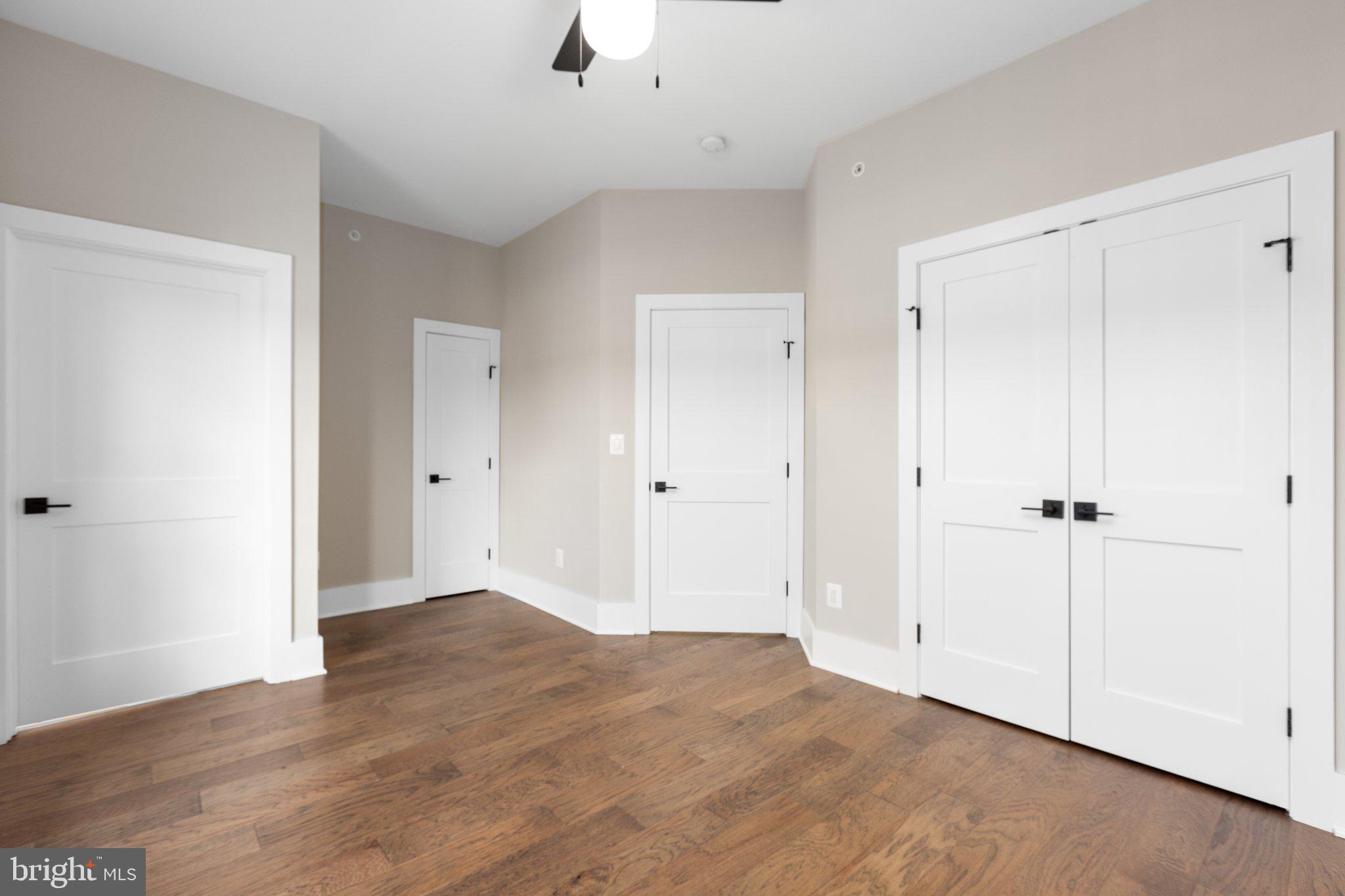 RIVERPLACE - Residential