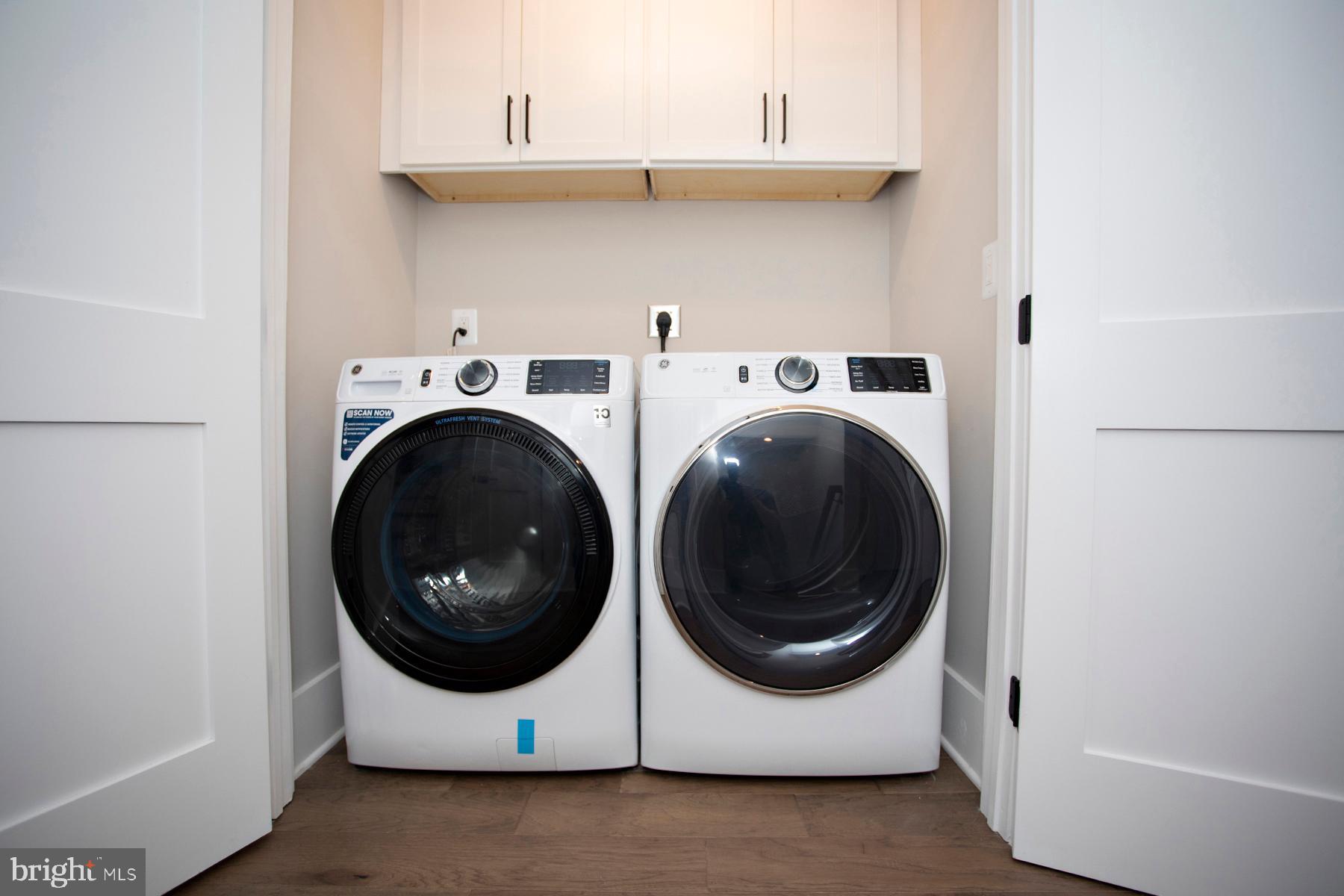 RIVERPLACE - Residential