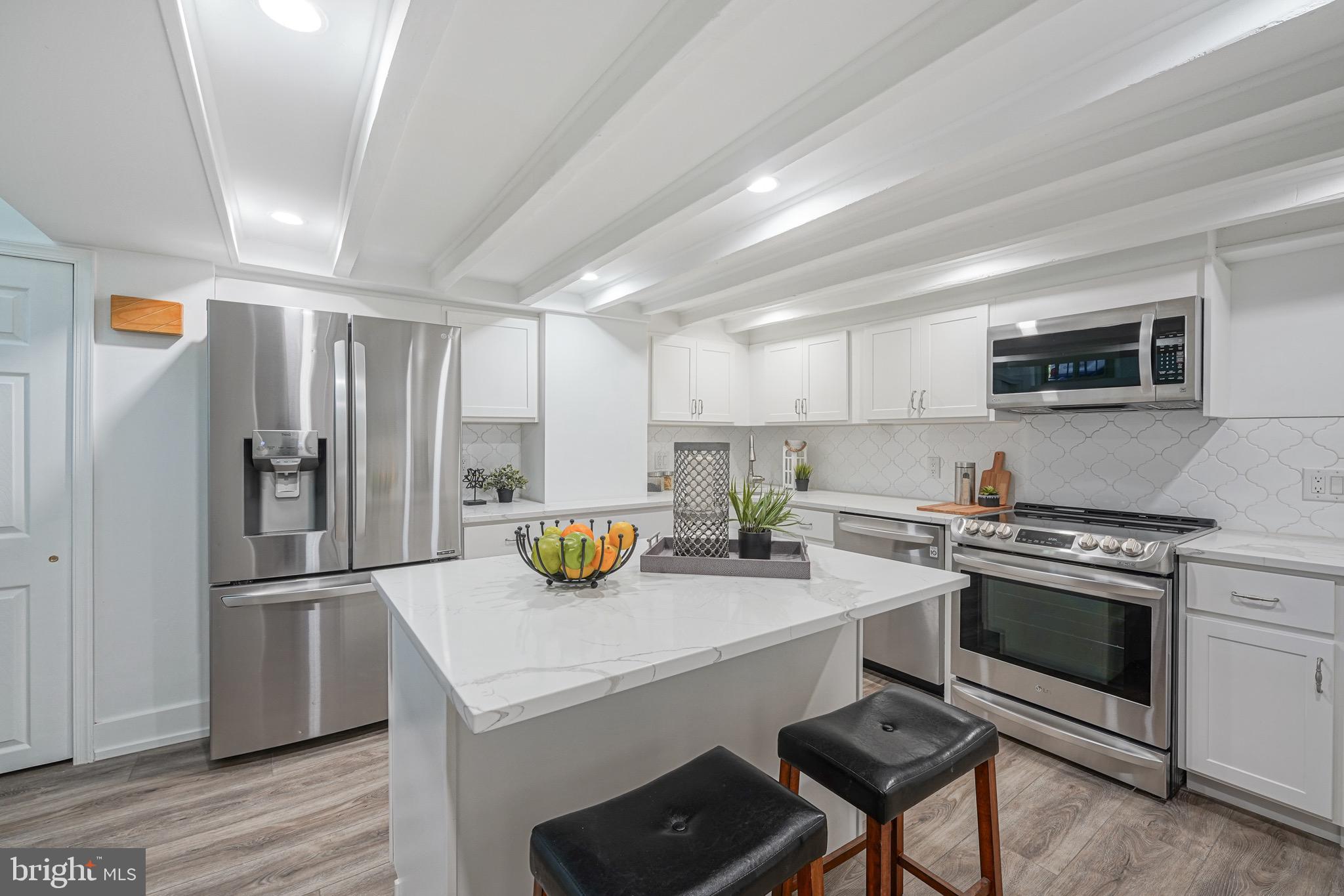 SOCIETY HILL - Residential