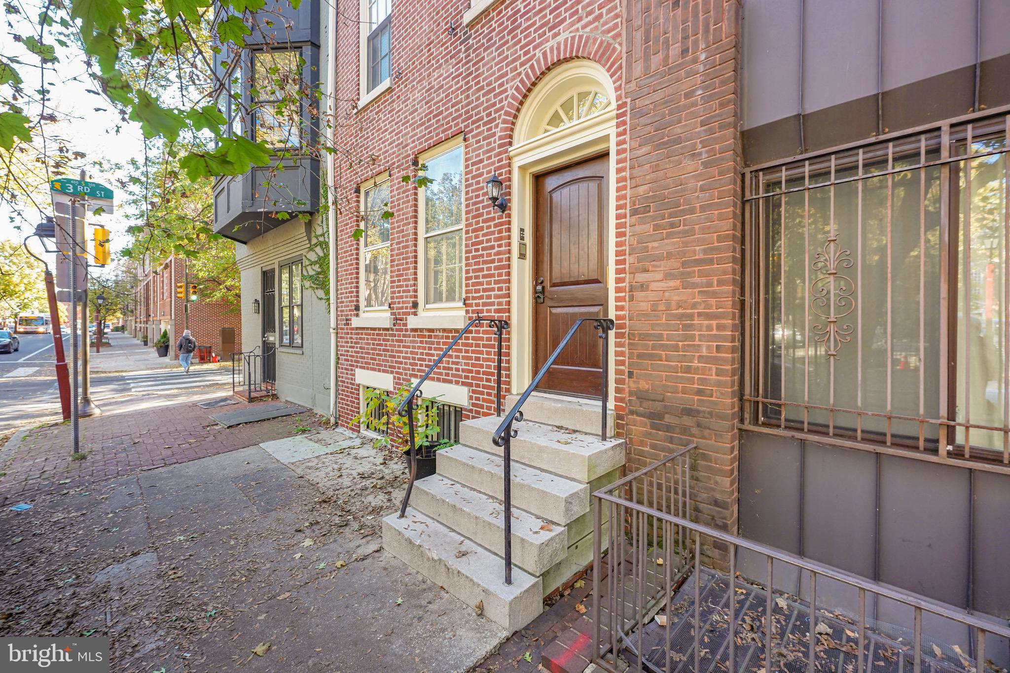 SOCIETY HILL - Residential