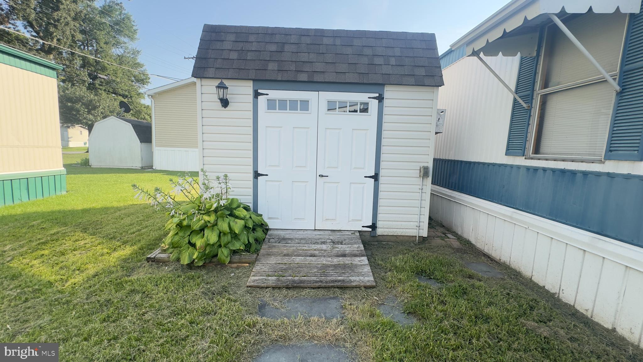 BRIARWOOD ESTATES - Residential