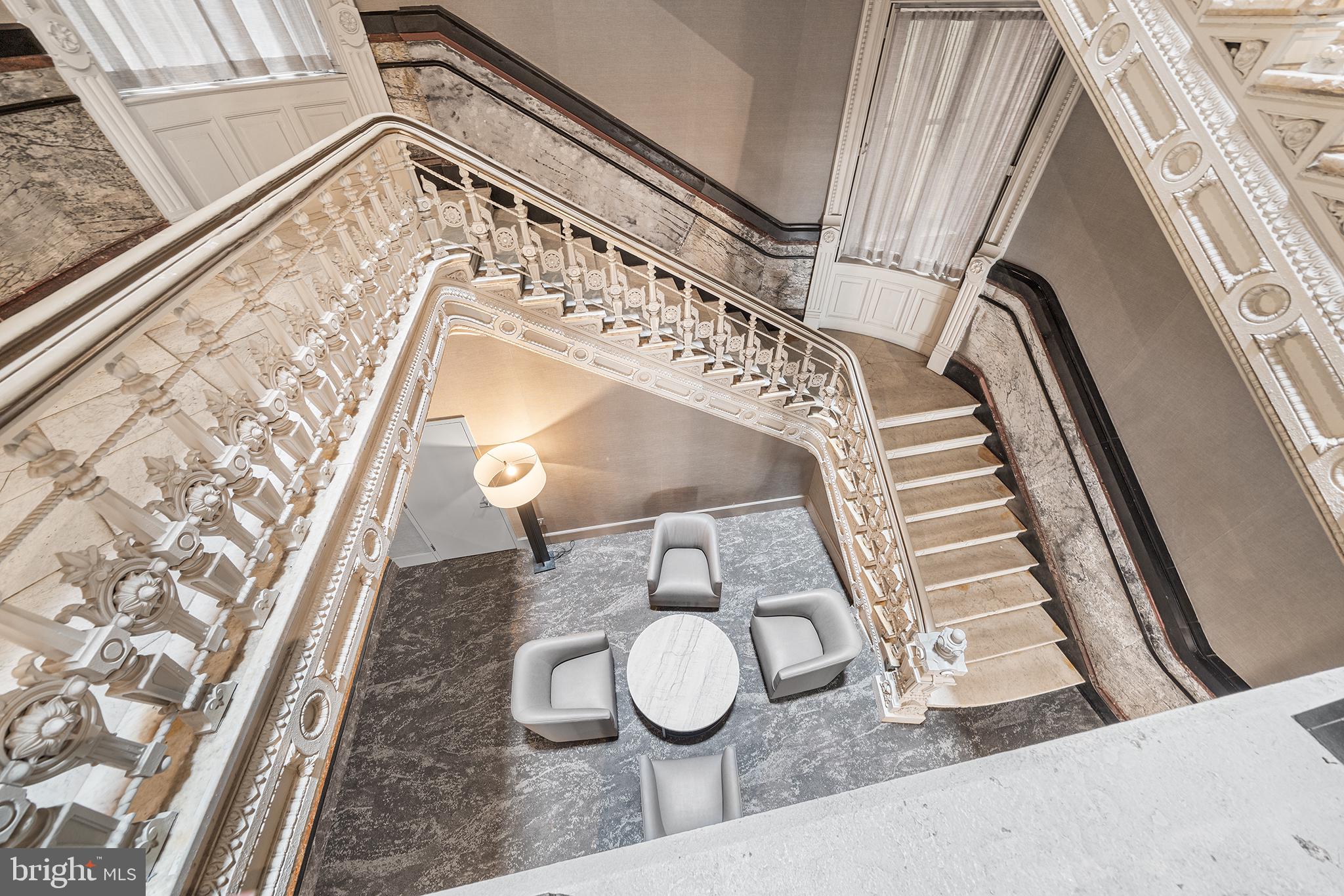 CENTER CITY - Residential Lease