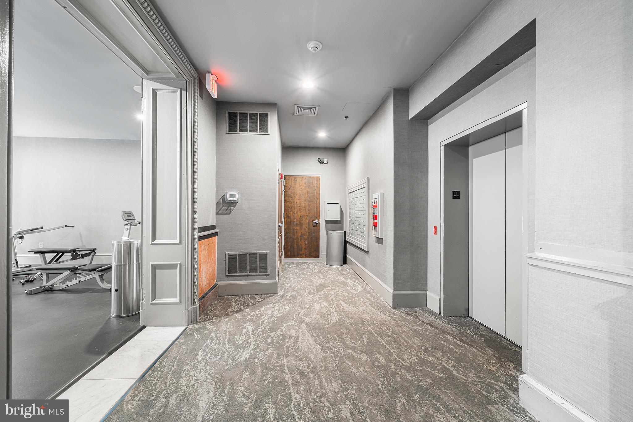 CENTER CITY - Residential Lease