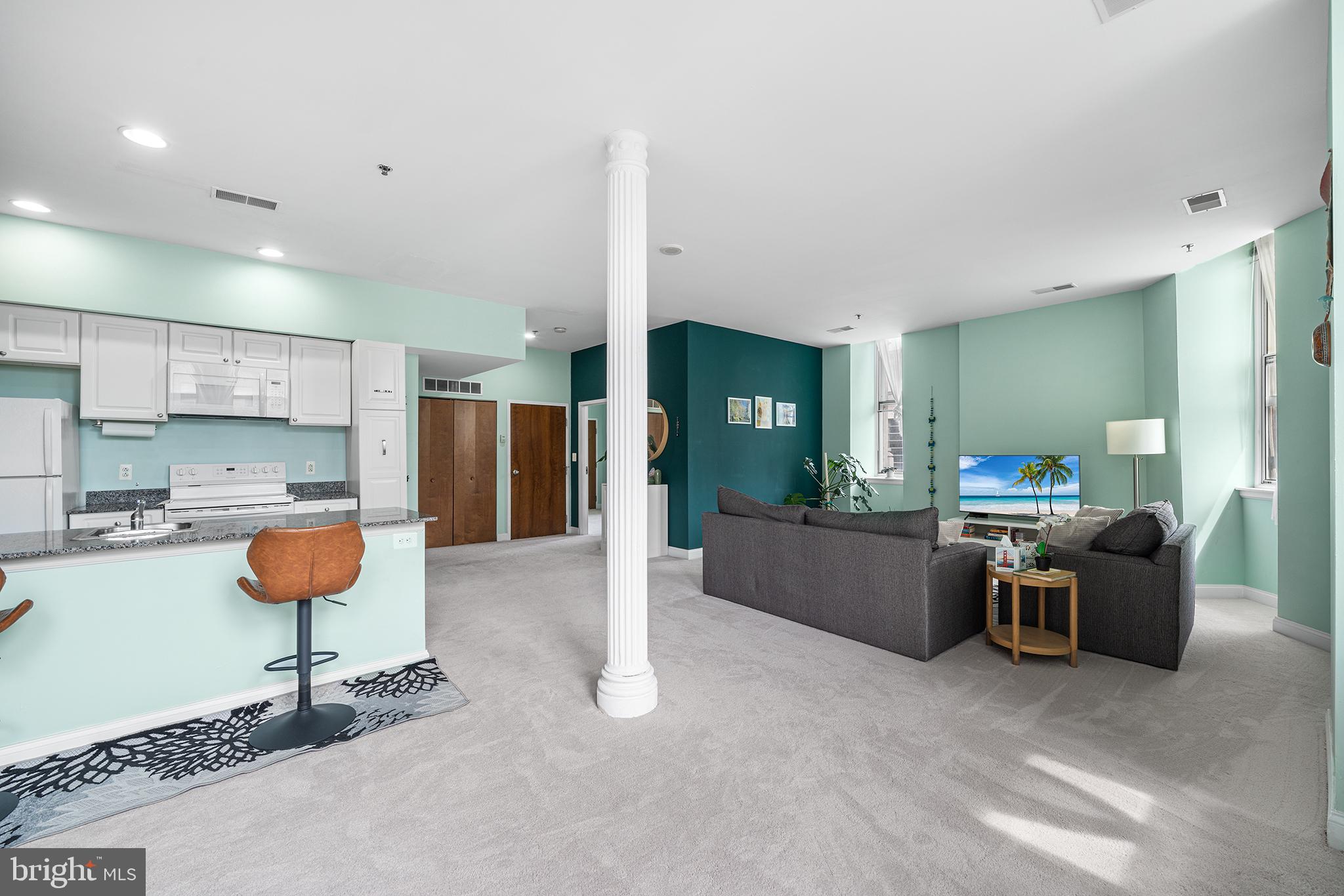 CENTER CITY - Residential Lease