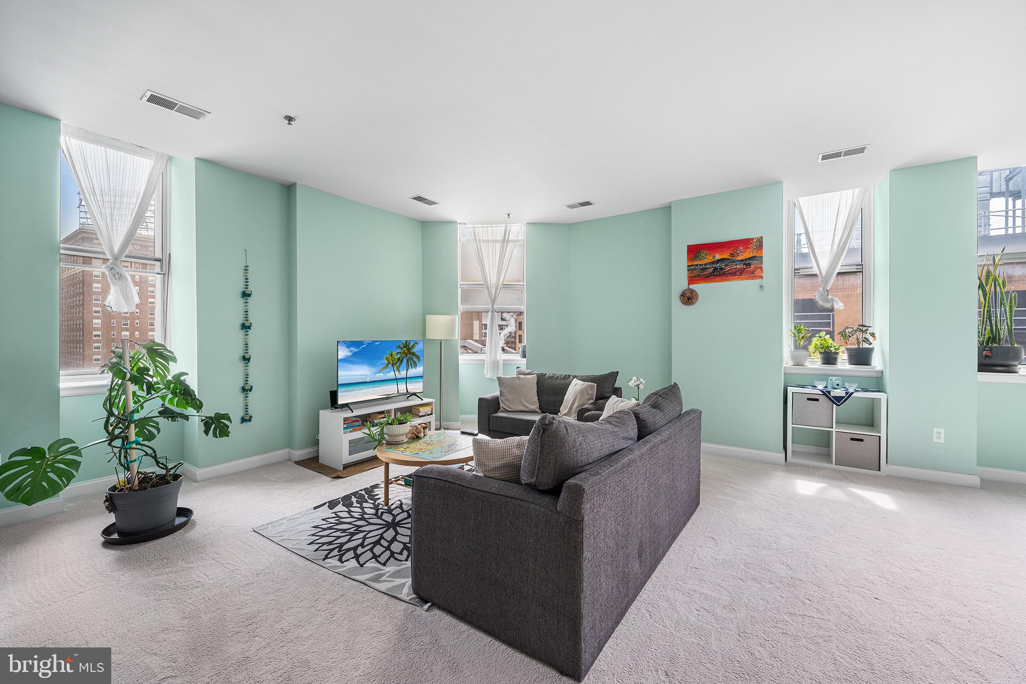 CENTER CITY - Residential Lease