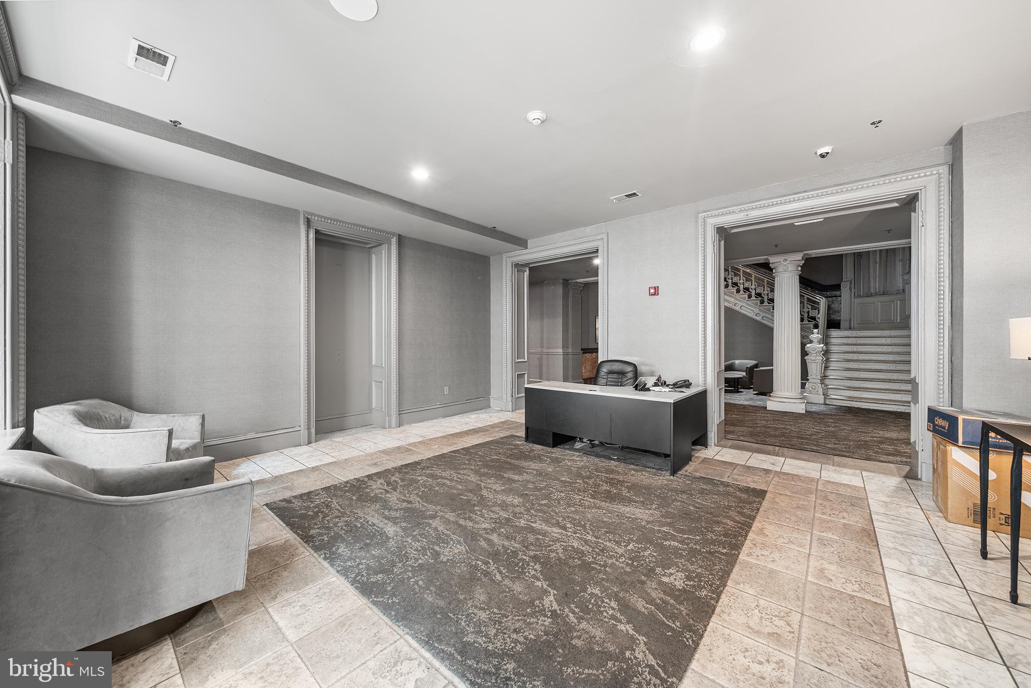 CENTER CITY - Residential Lease