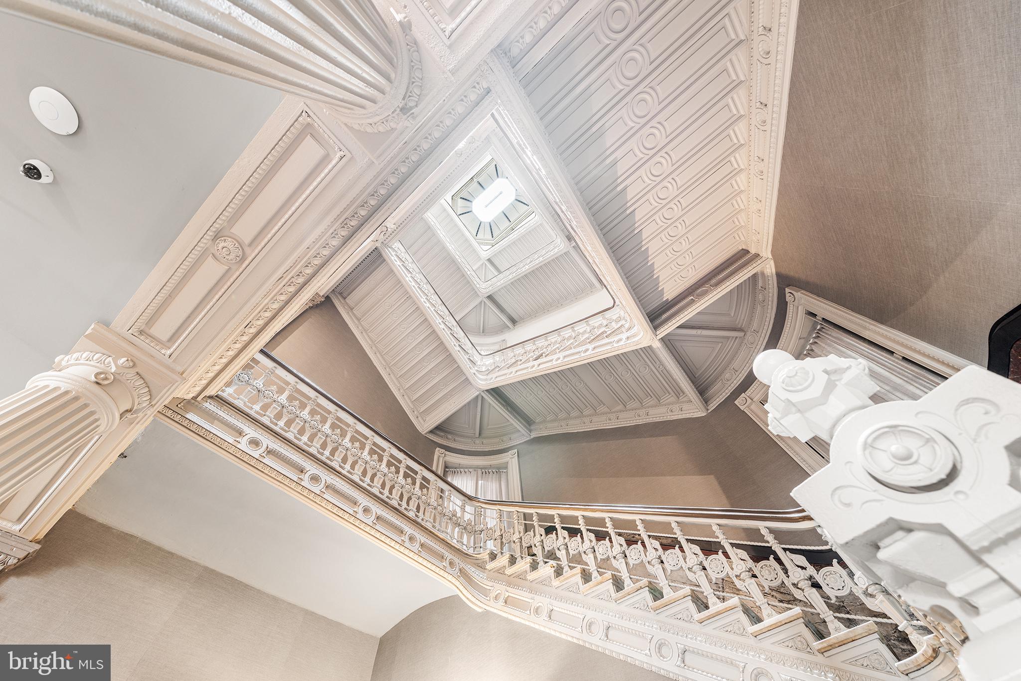 CENTER CITY - Residential Lease