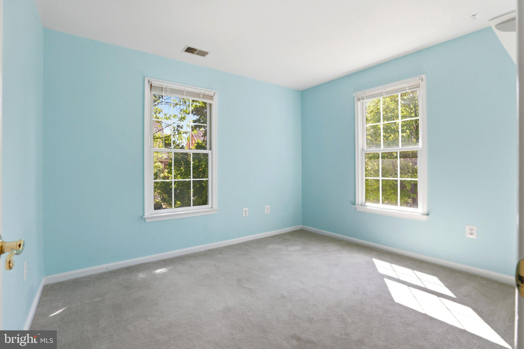 KENTLANDS - Residential