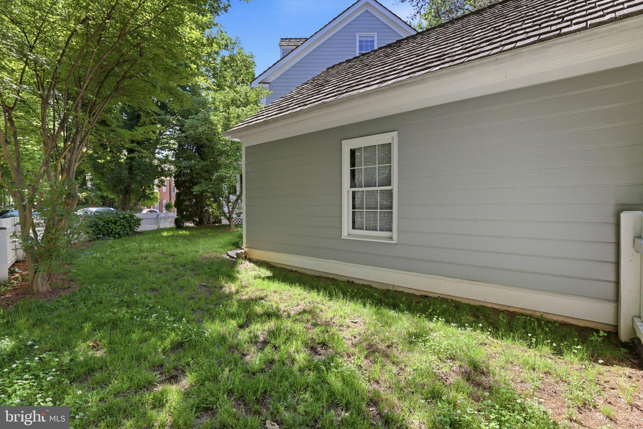 KENTLANDS - Residential