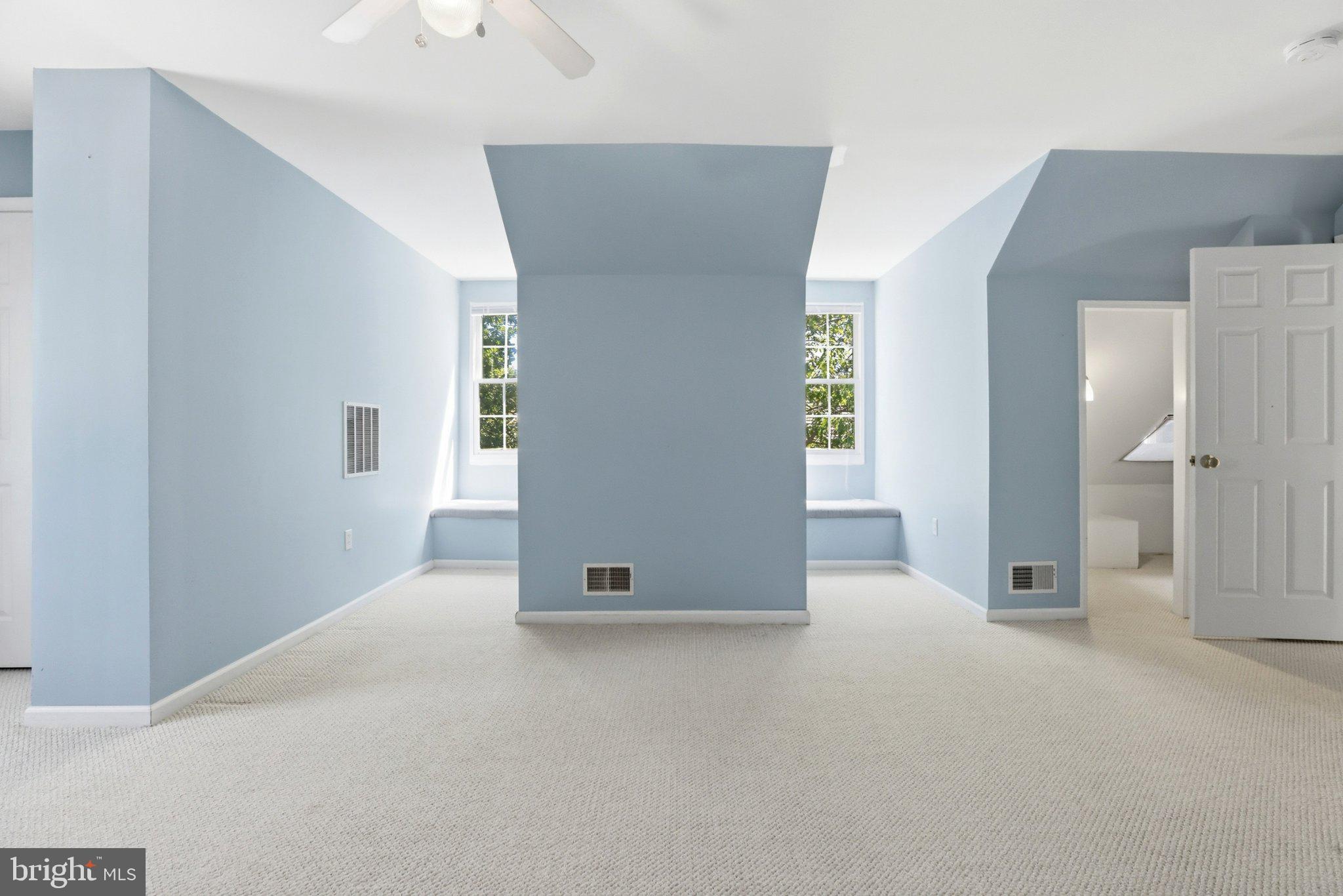 KENTLANDS - Residential