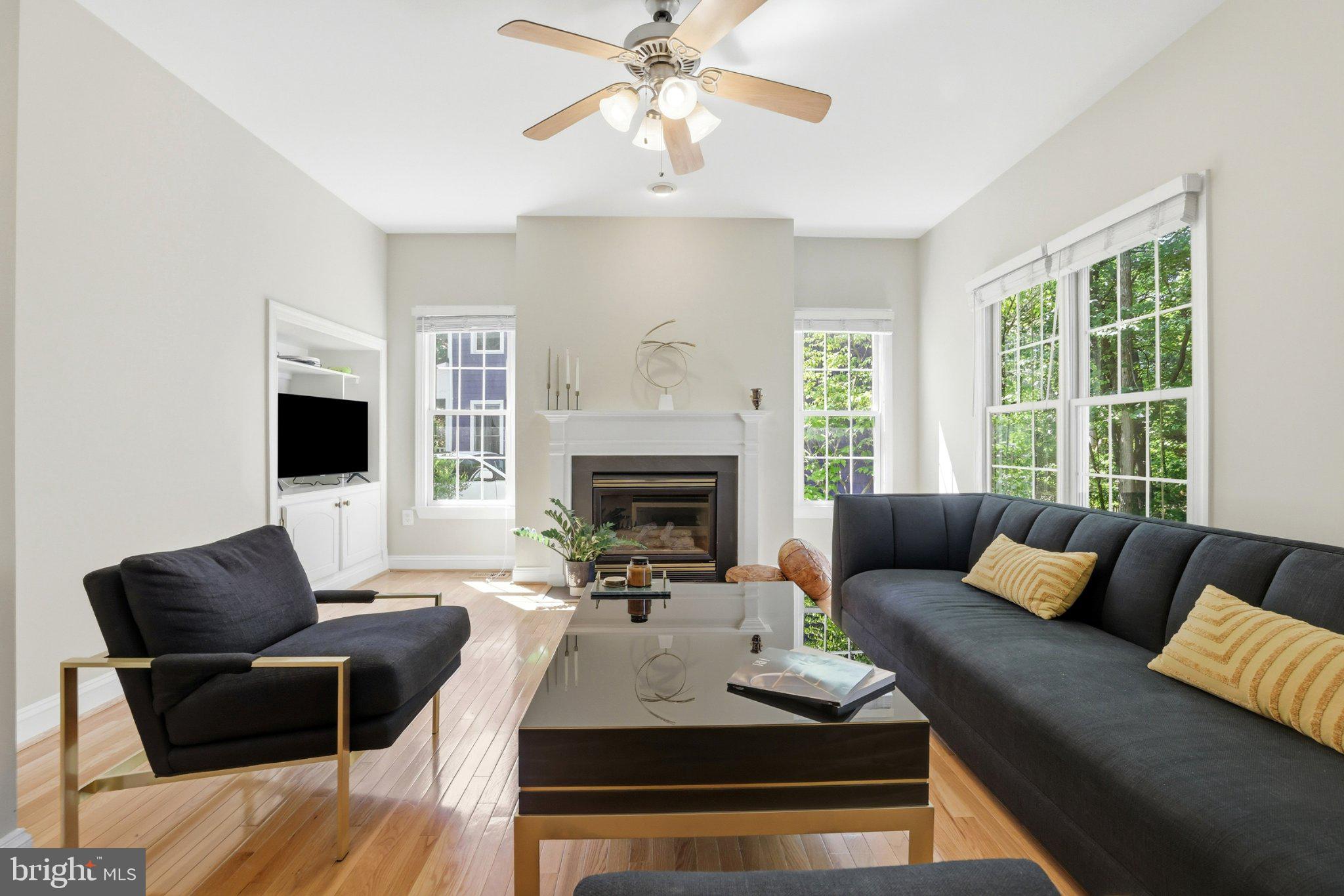 KENTLANDS - Residential