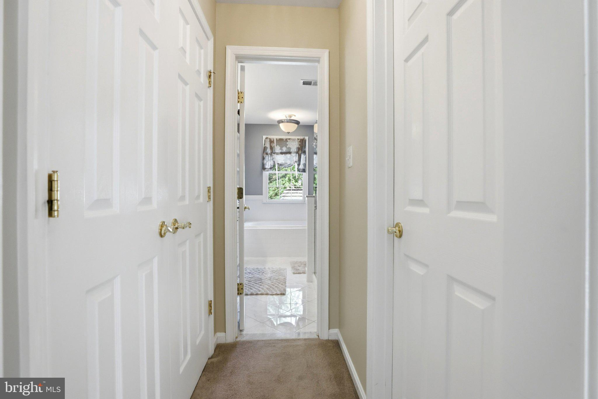 KENTLANDS - Residential