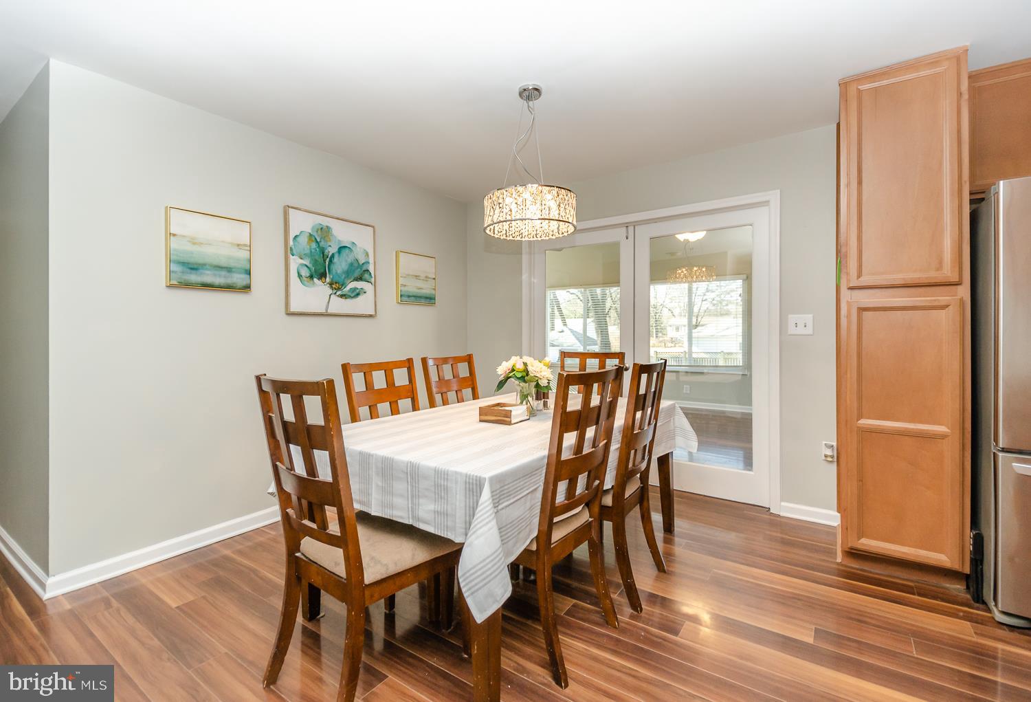 ELMHURST - Residential