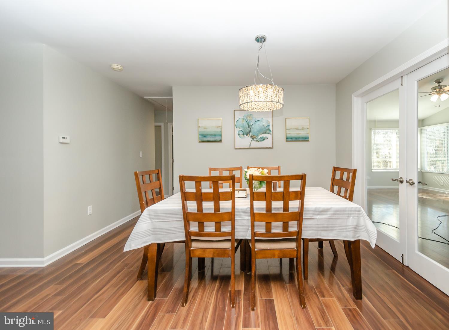 ELMHURST - Residential